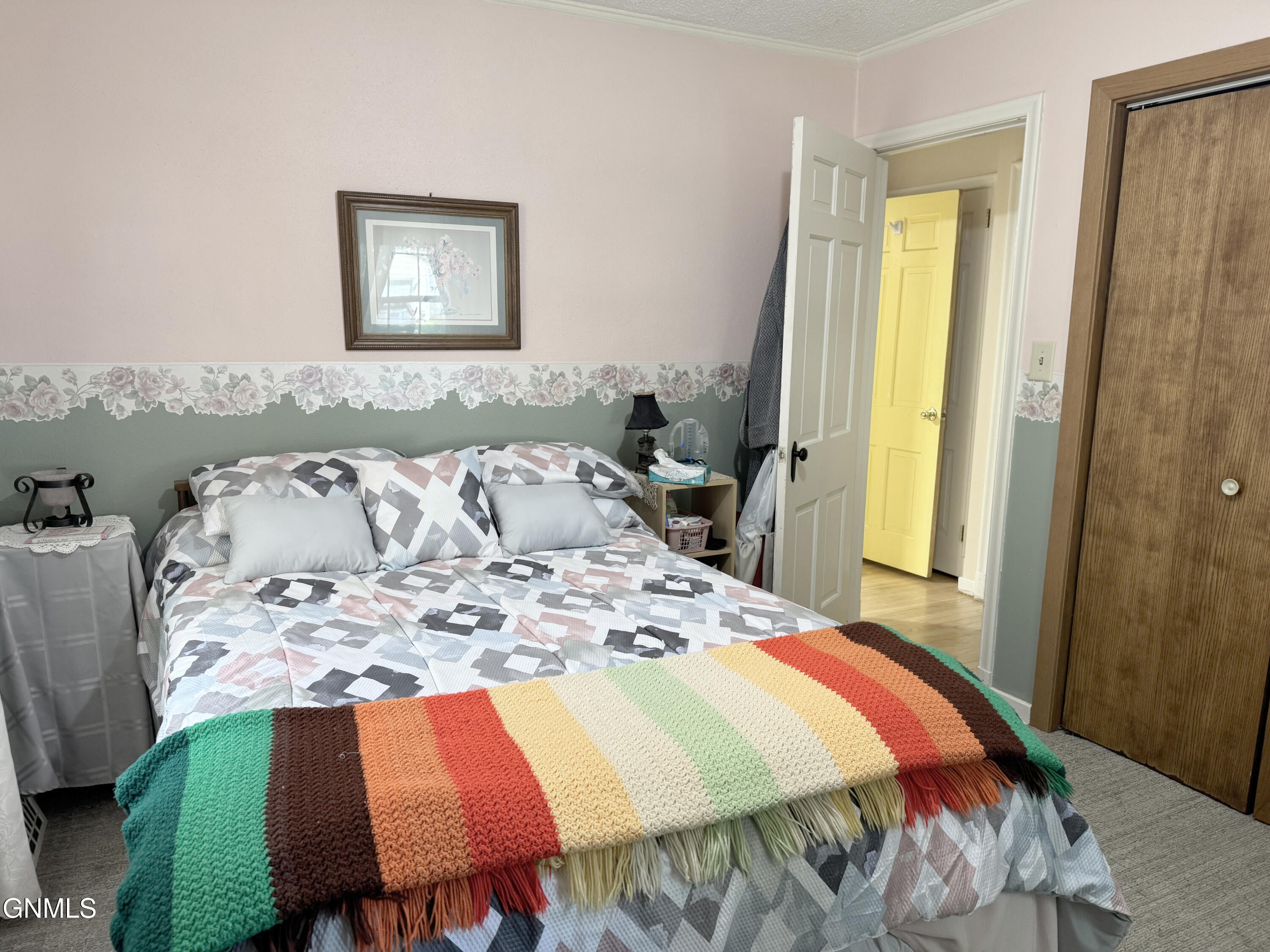 property viewer photo 16