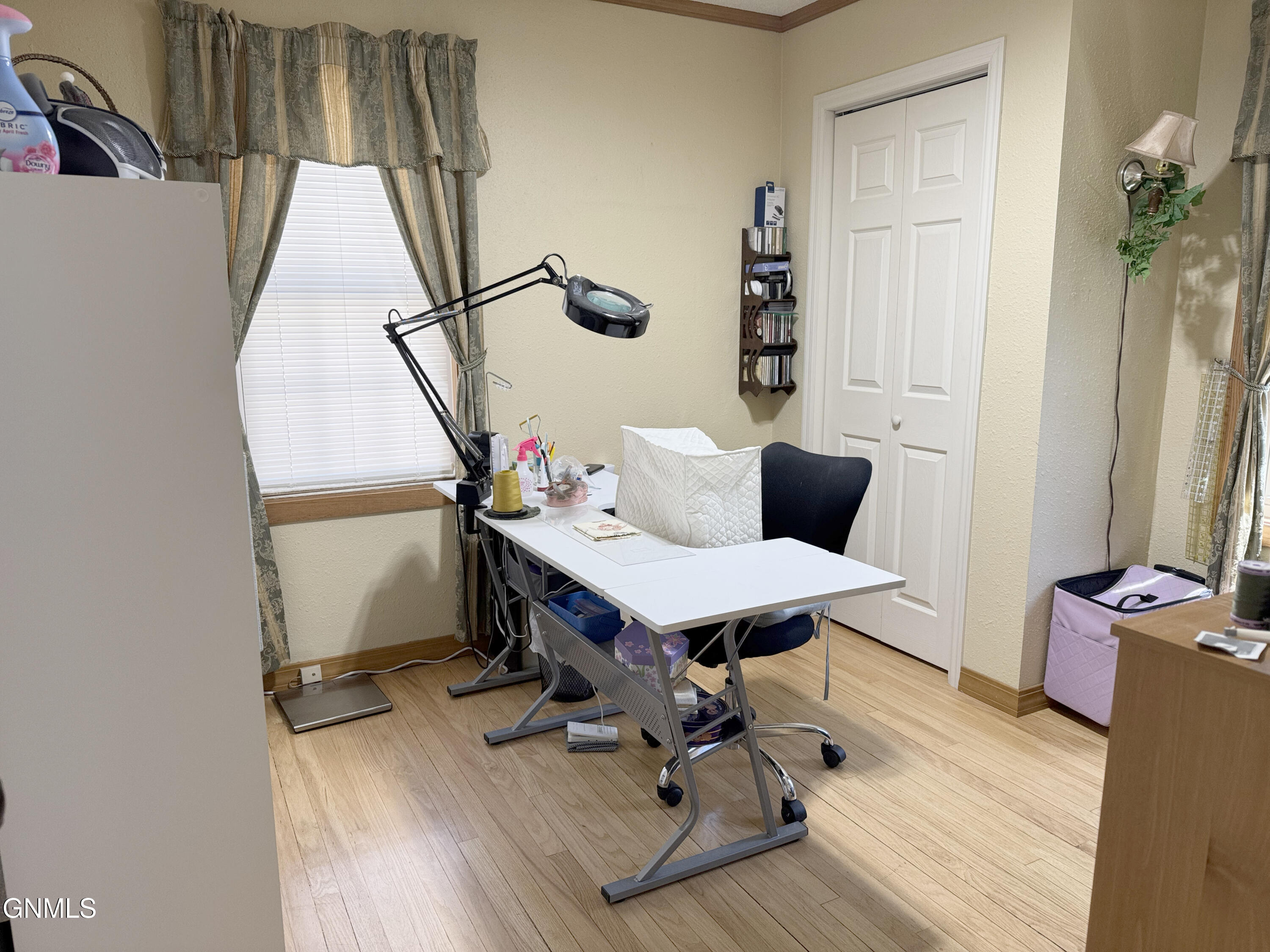property viewer photo 19