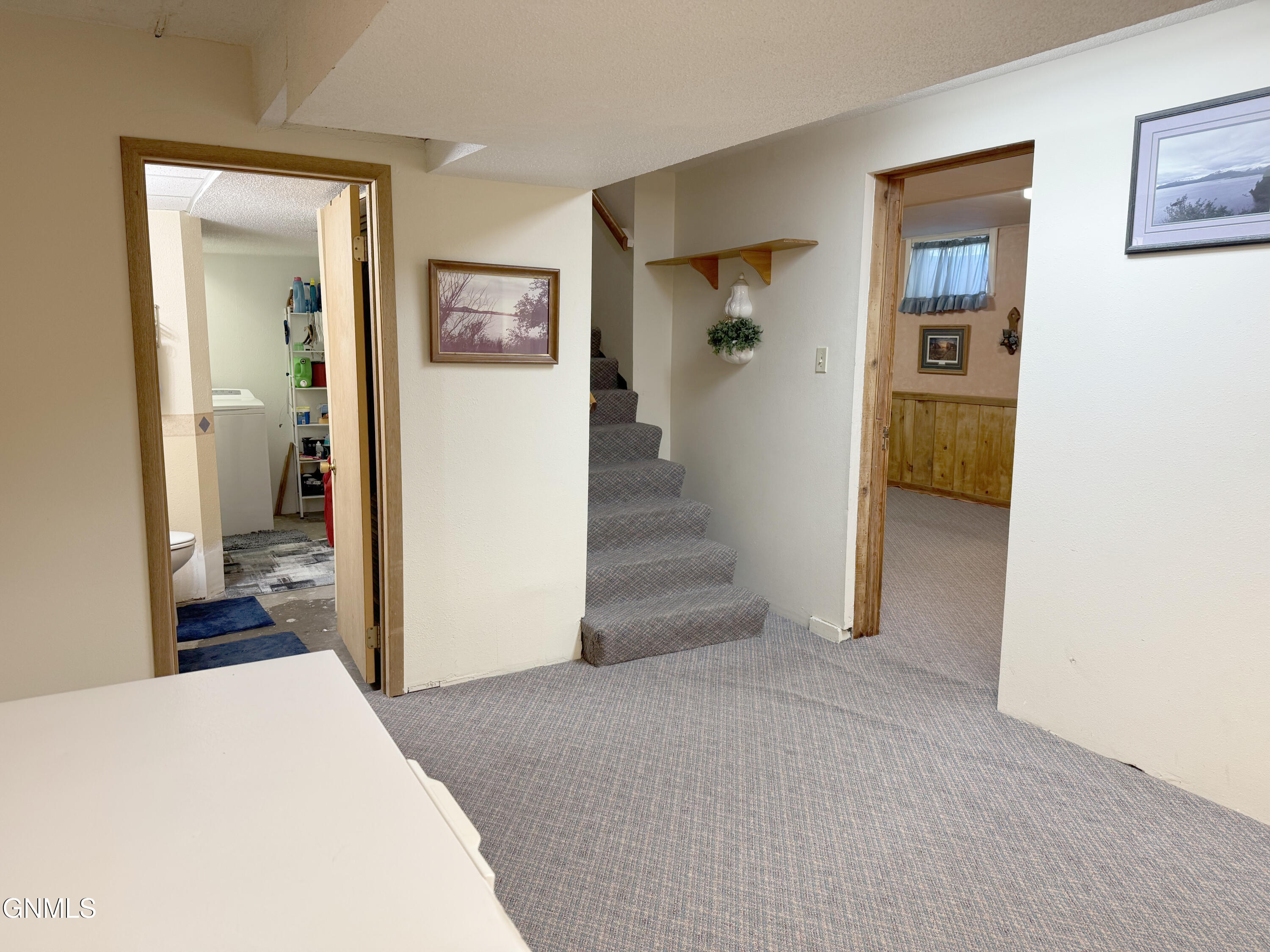 property viewer photo 26