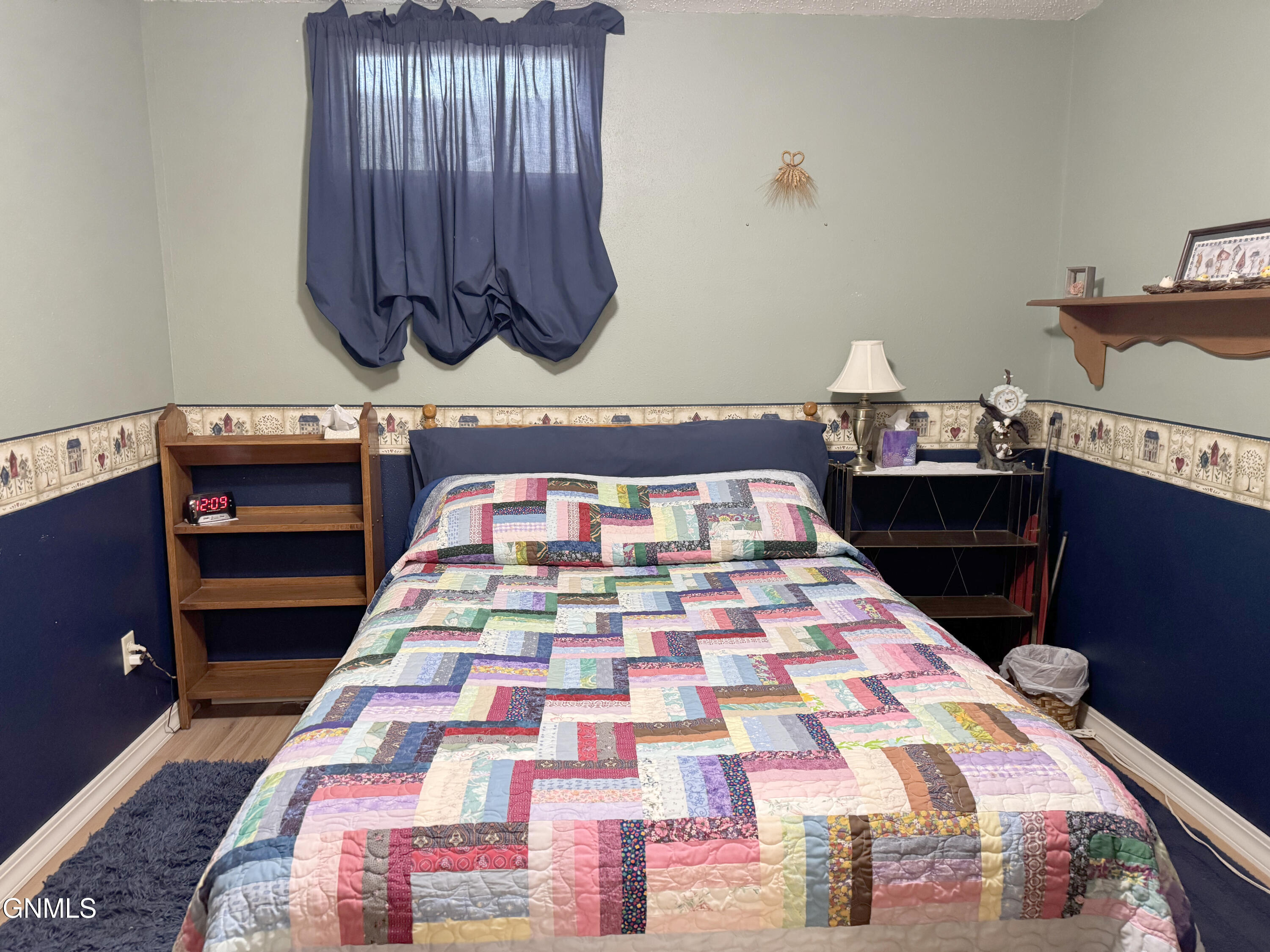 property viewer photo 29