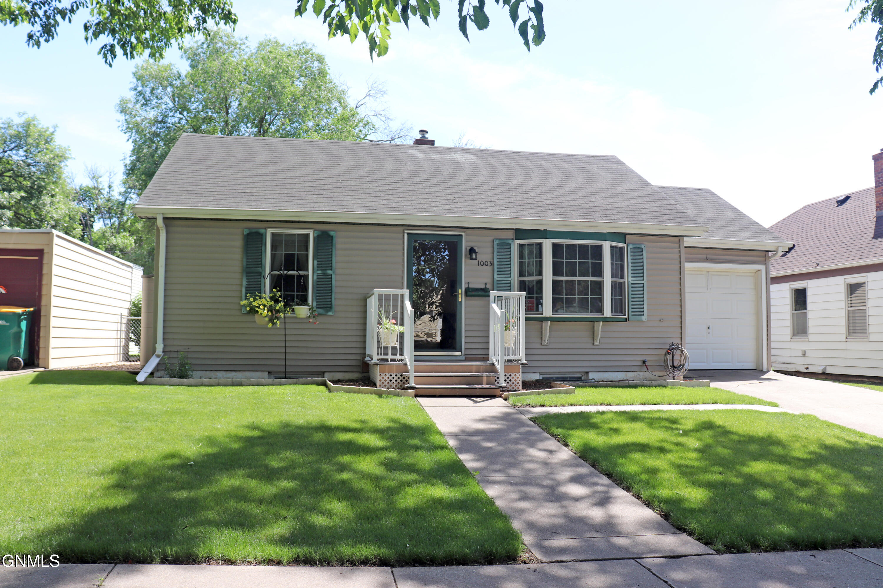 property viewer photo 38