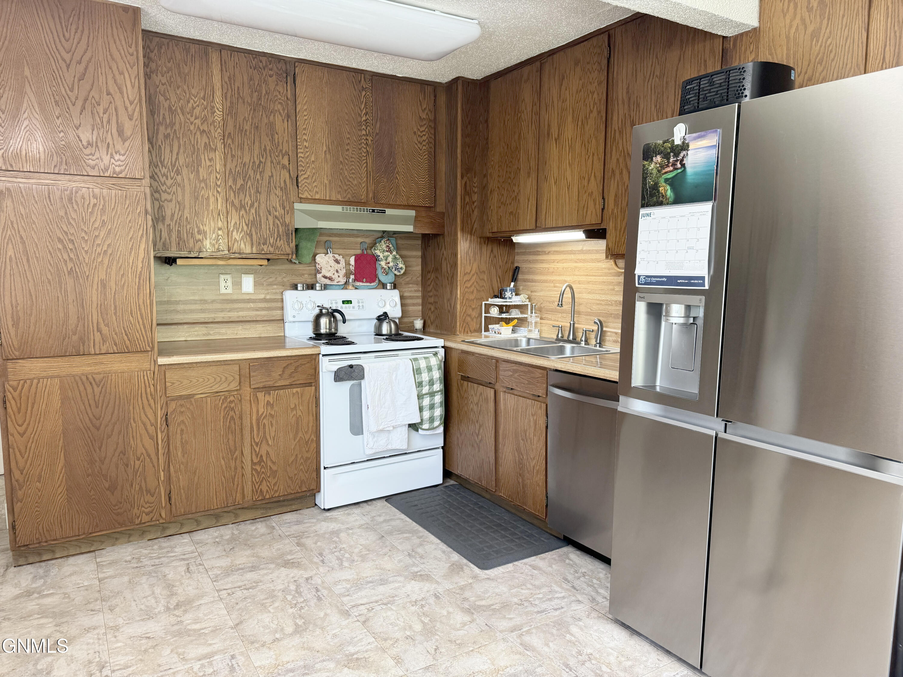 property viewer photo 7