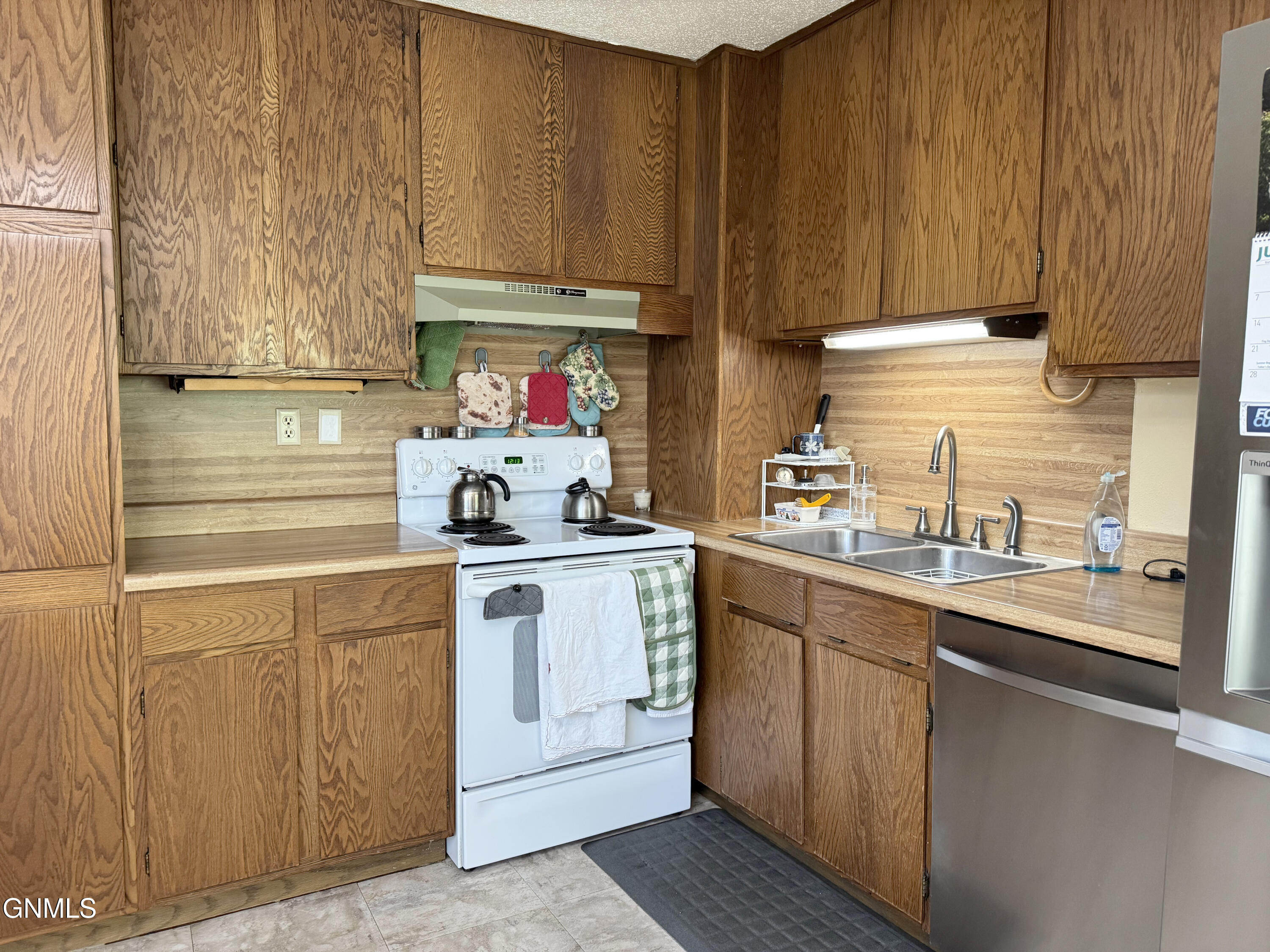 property viewer photo 8