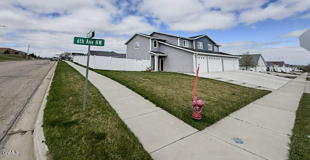 main property photo 4