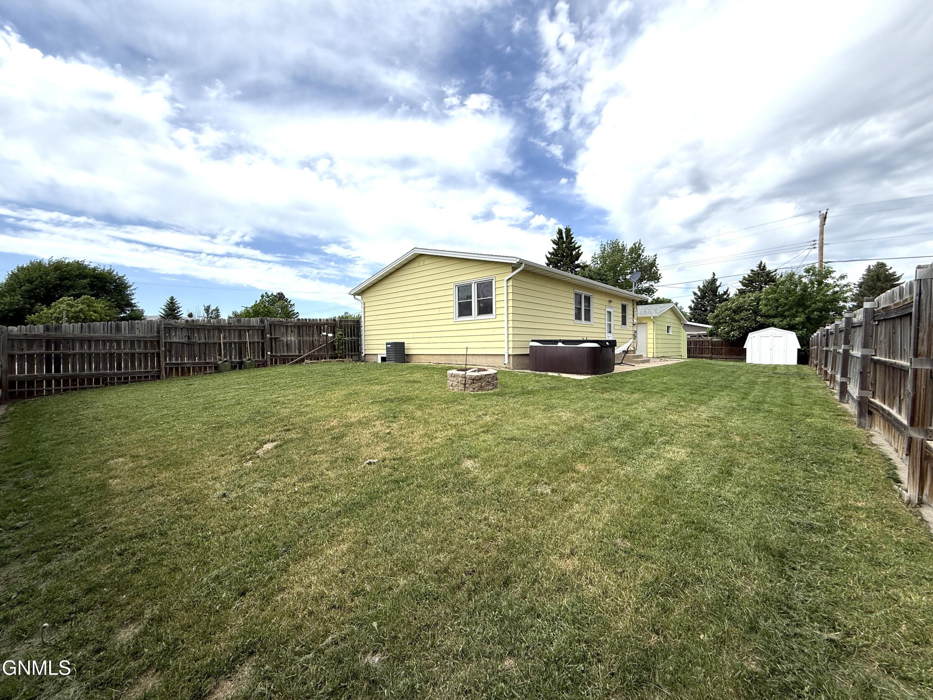 main property photo 25