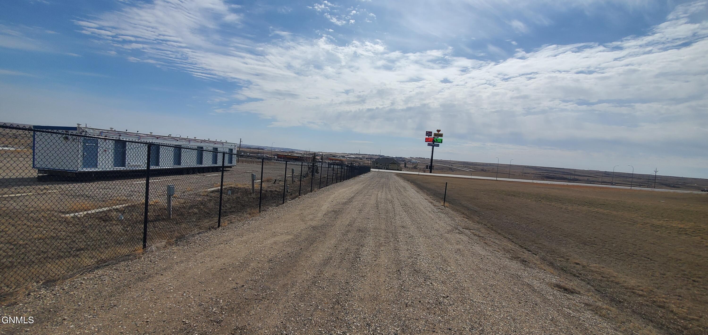 main property photo 4