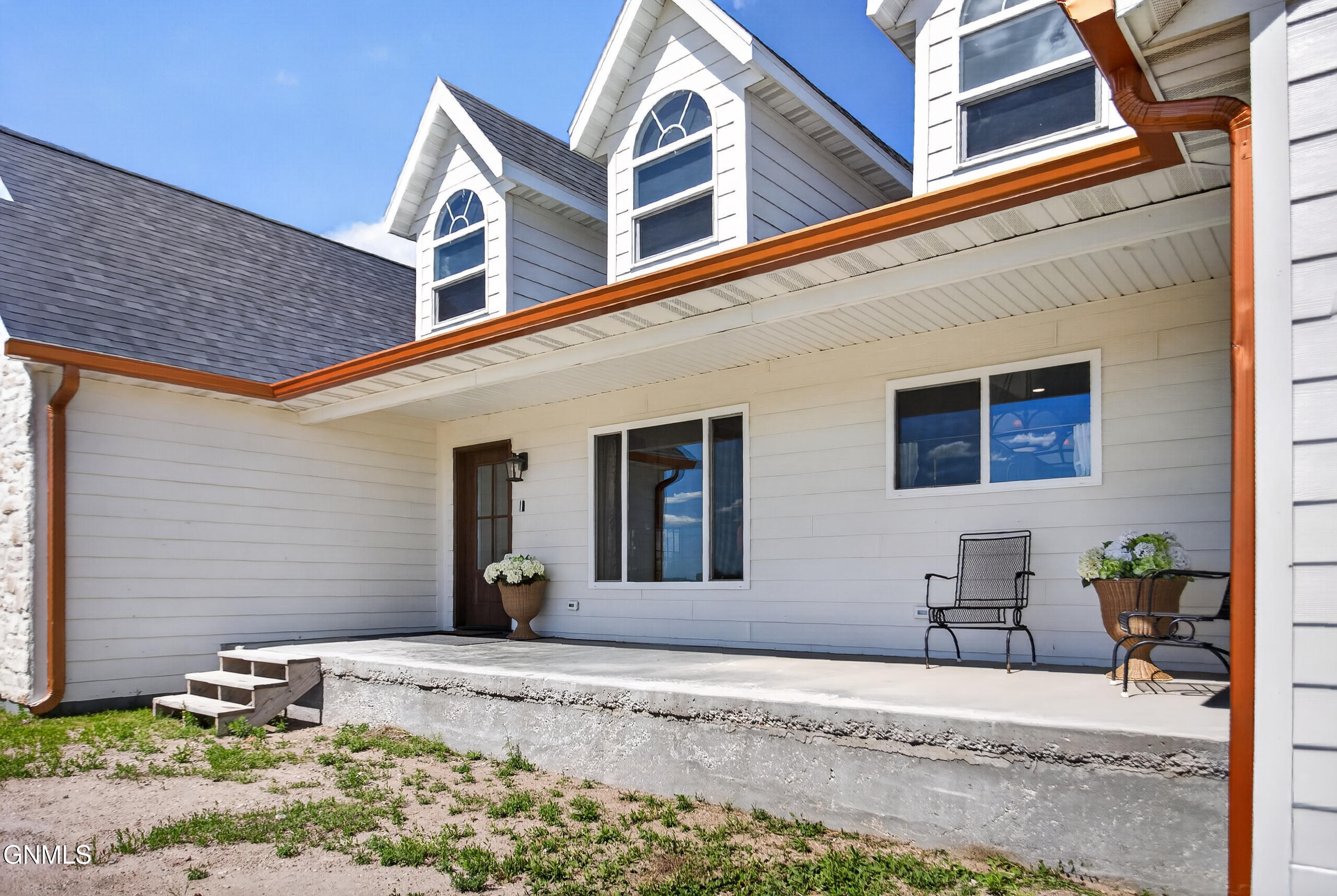 main property photo 54