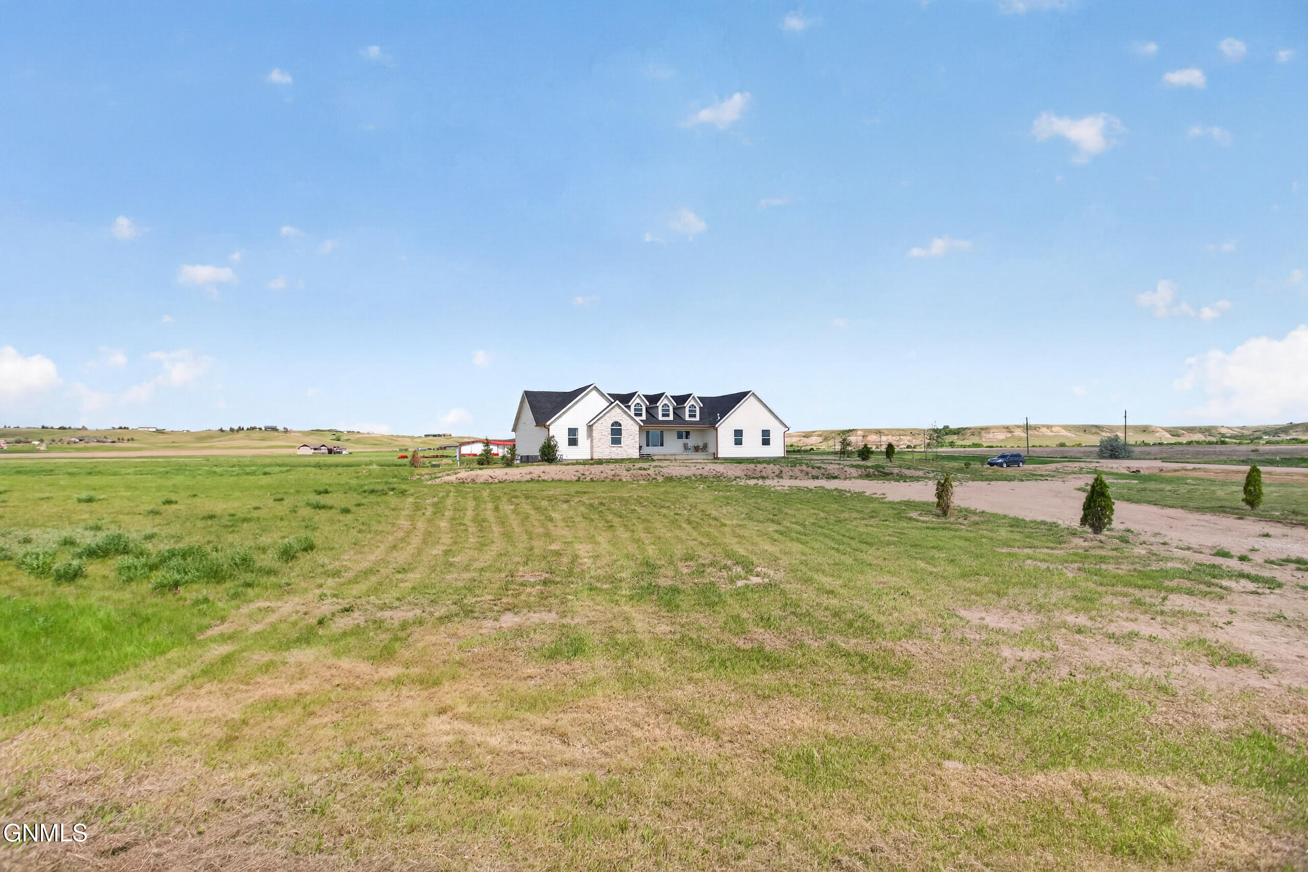 main property photo 60