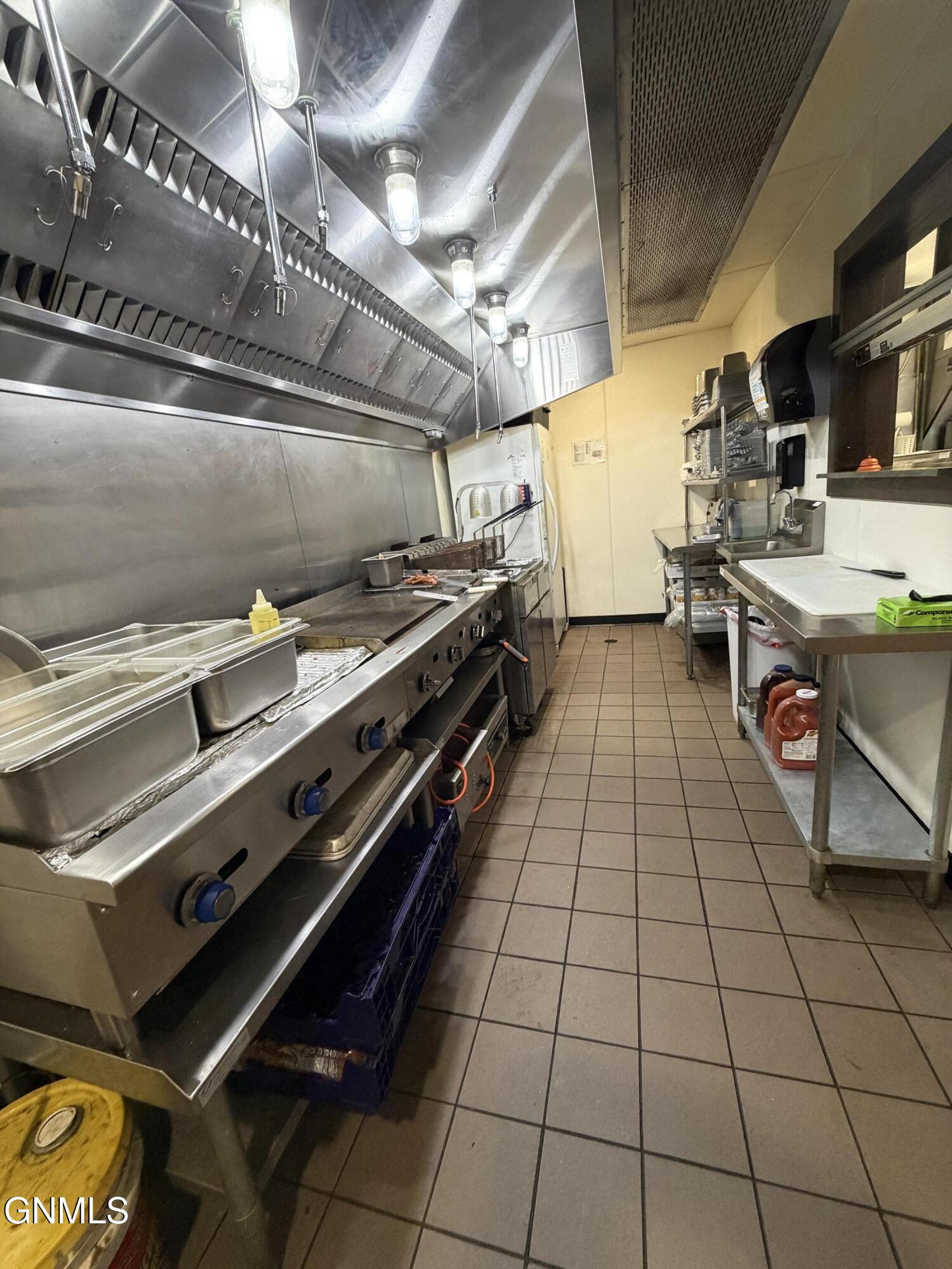 property viewer photo 14