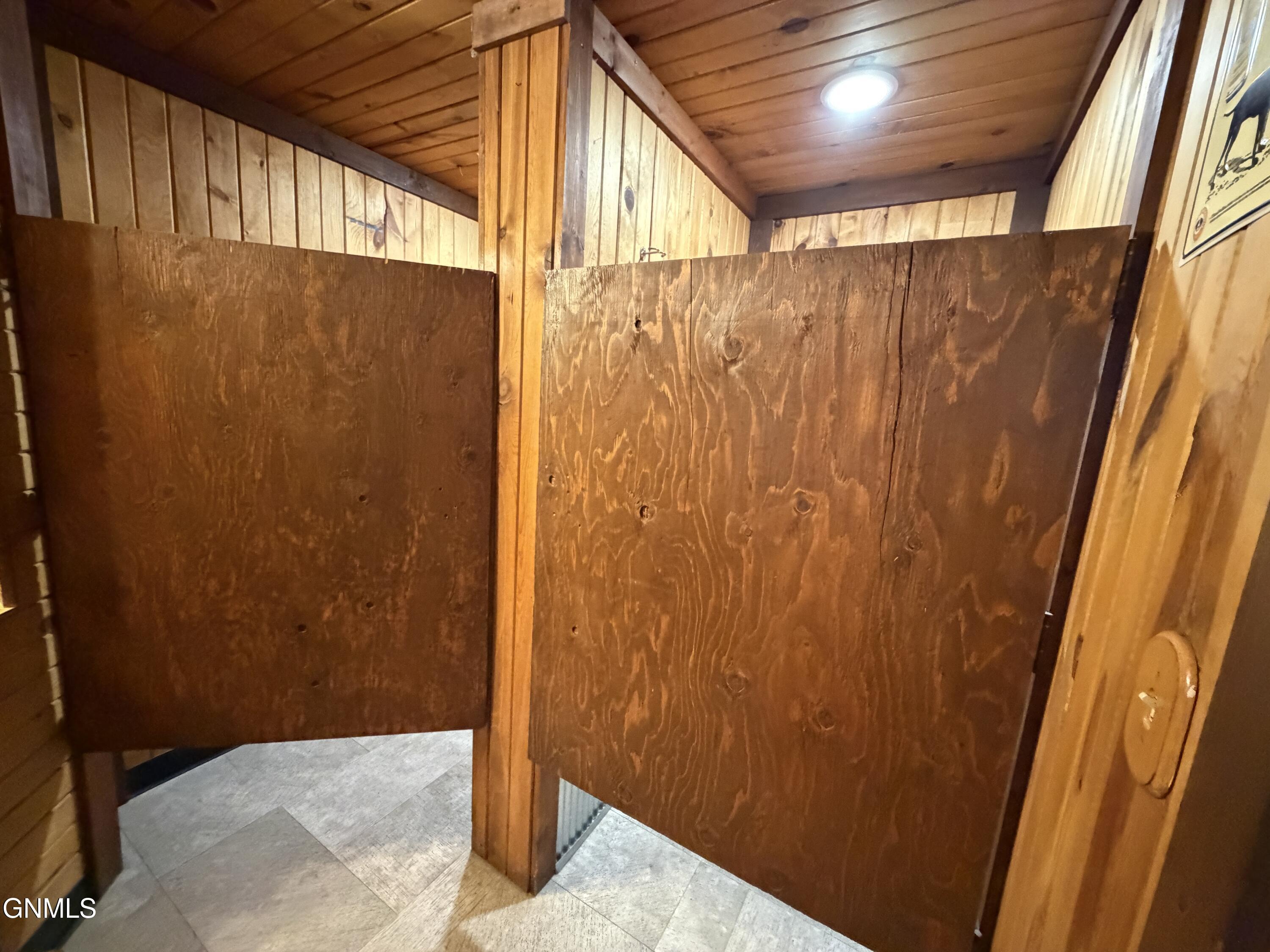 property viewer photo 20