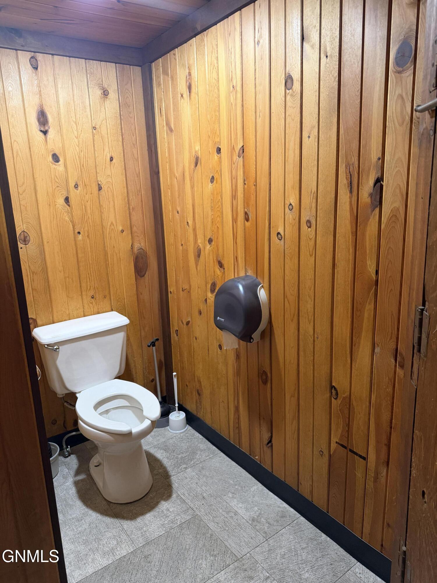 property viewer photo 22