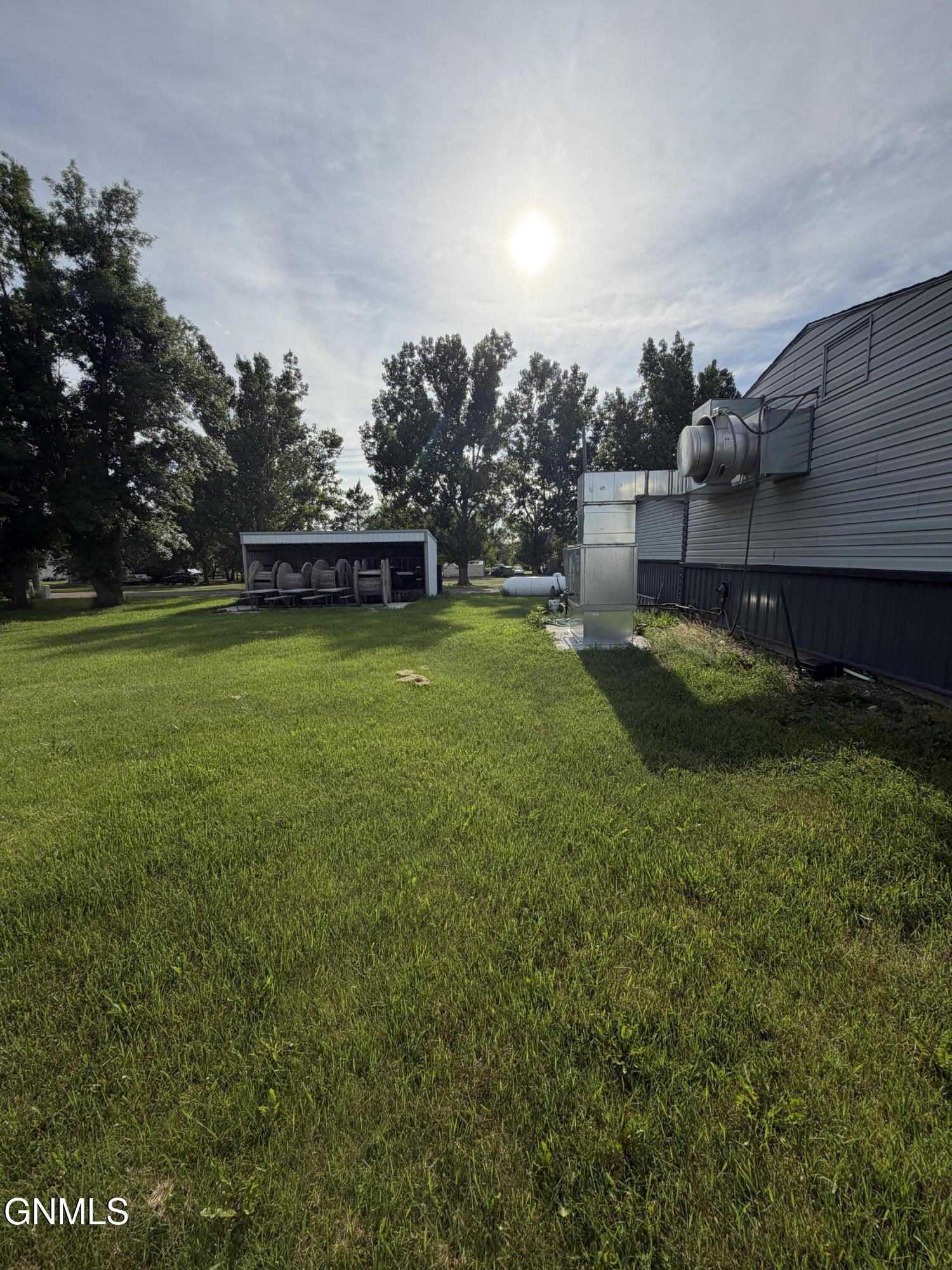 property viewer photo 24