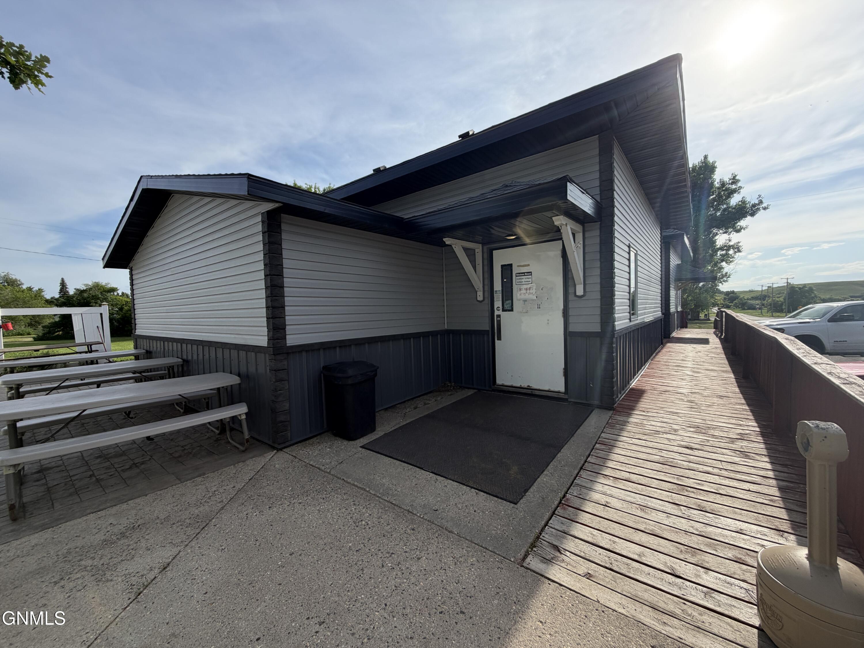 property viewer photo 4