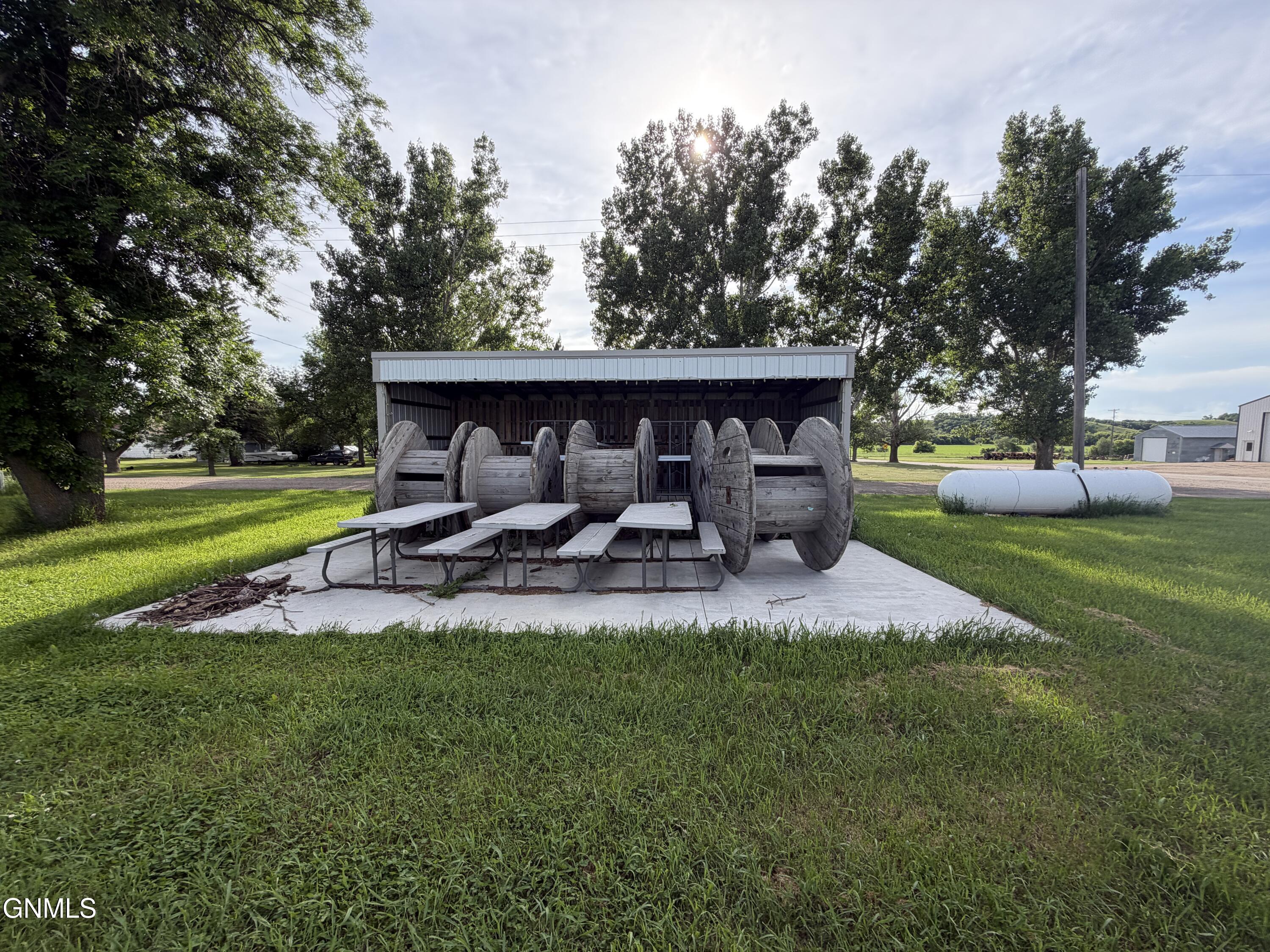 property viewer photo 8