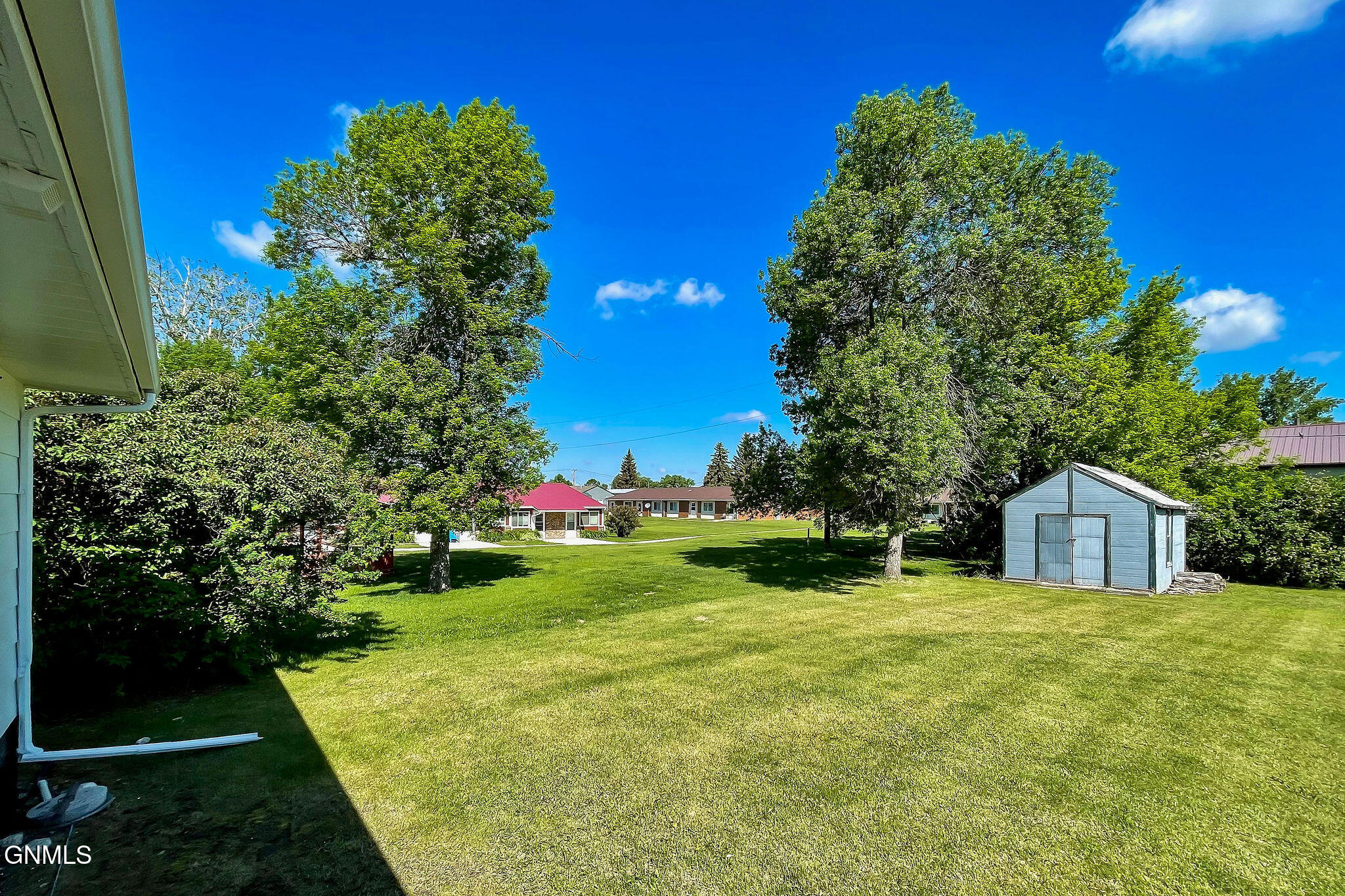 main property photo 43
