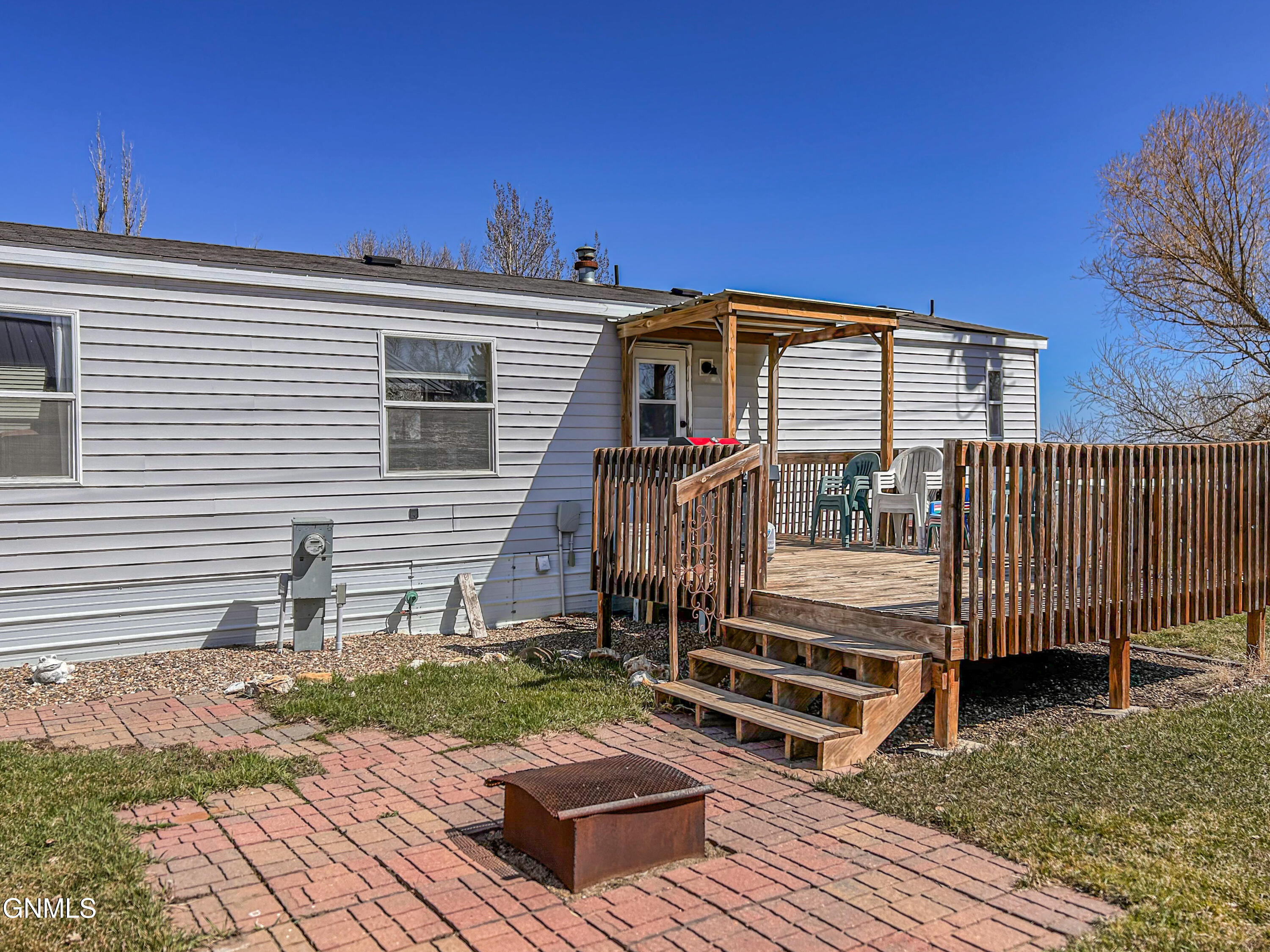 main property photo 67