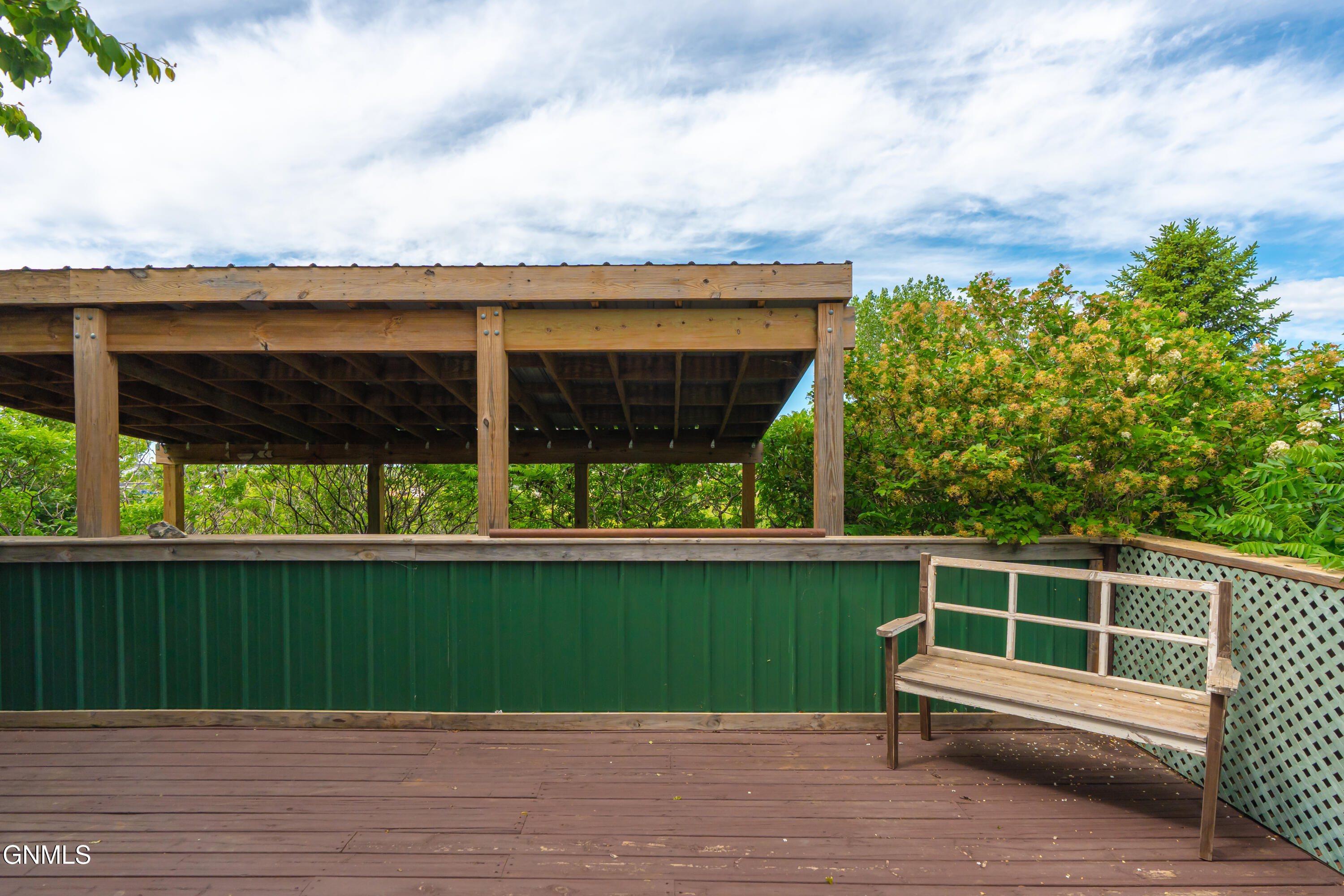 main property photo 43
