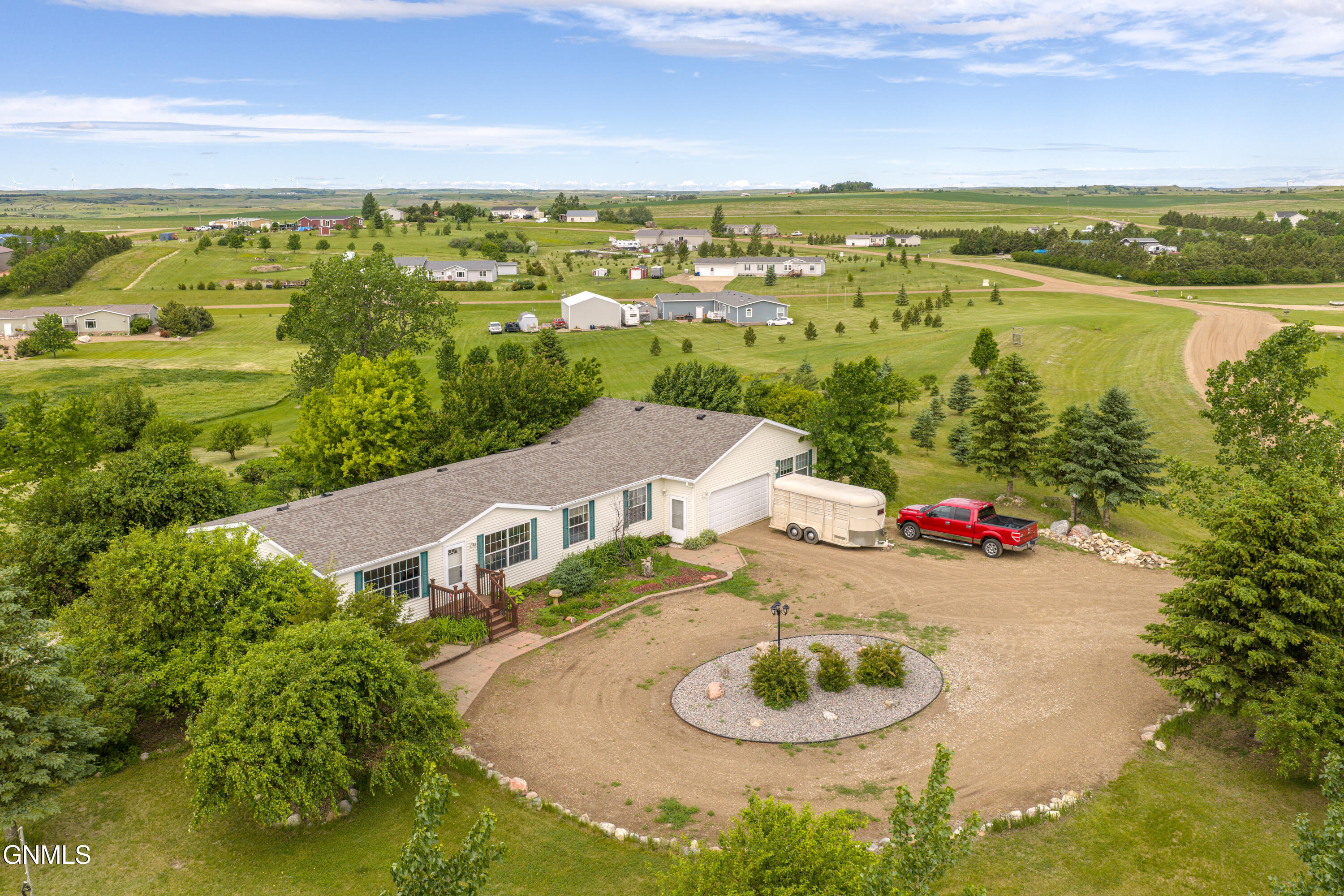 main property photo 50