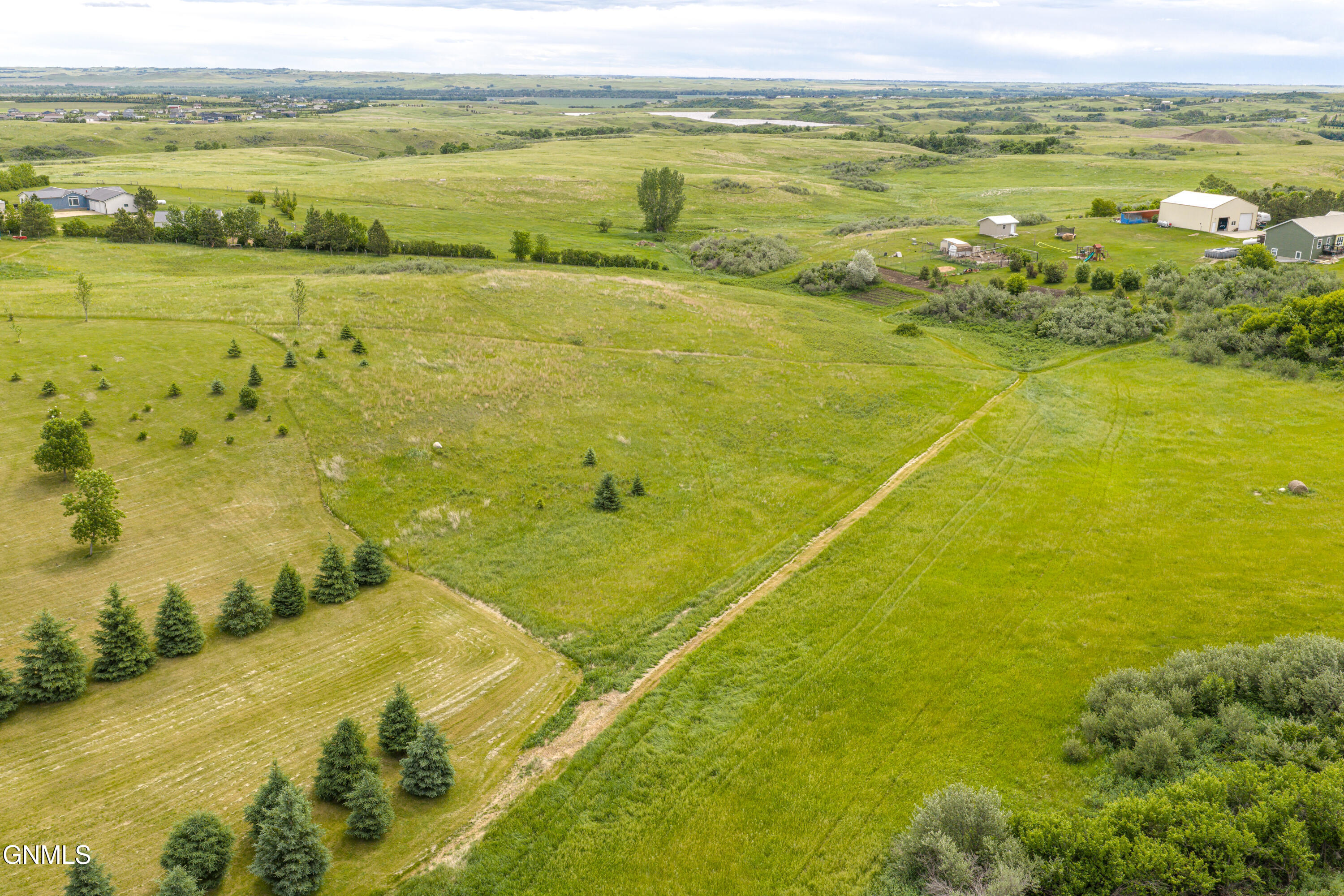 main property photo 68