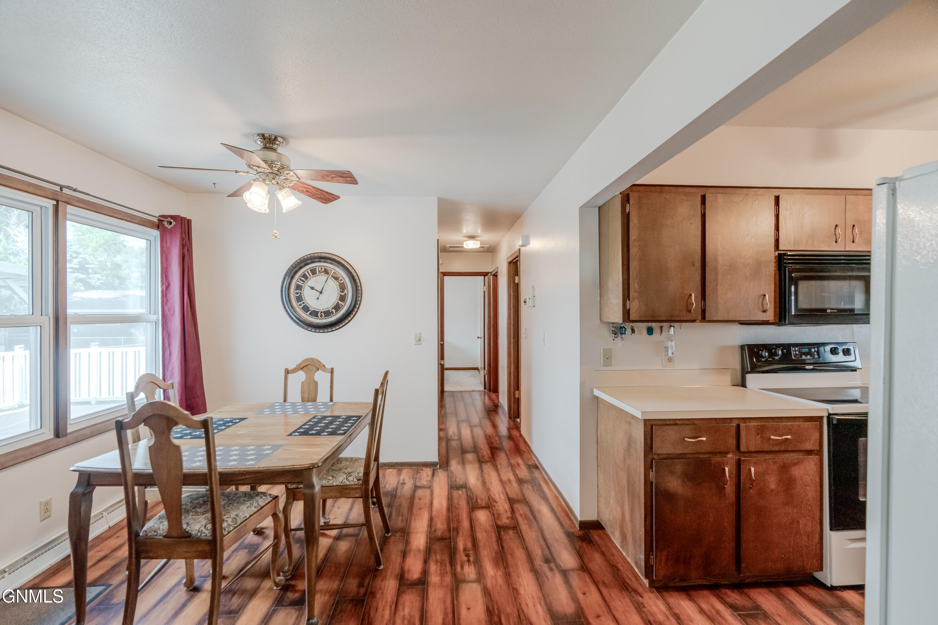property viewer photo 2