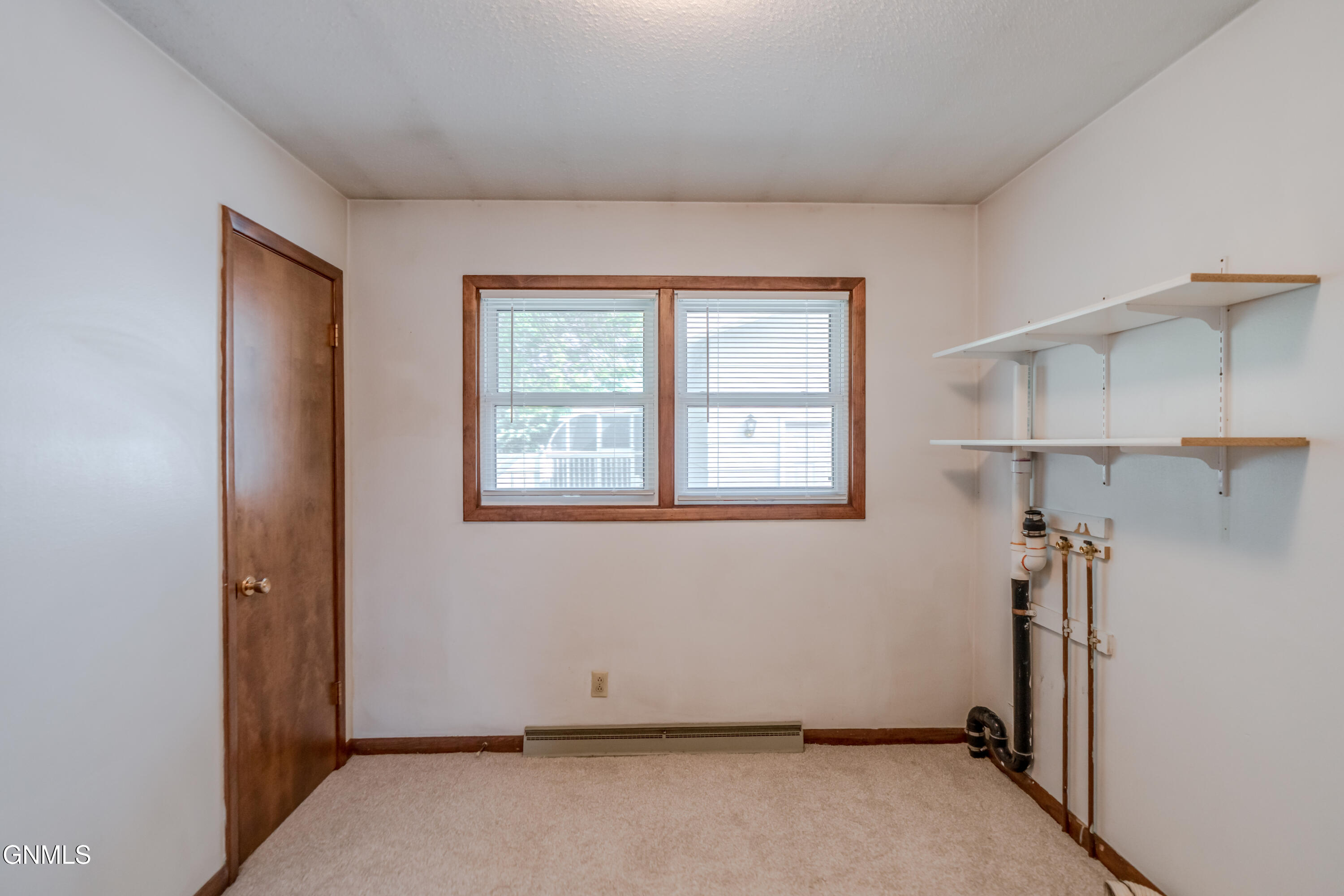 property viewer photo 20