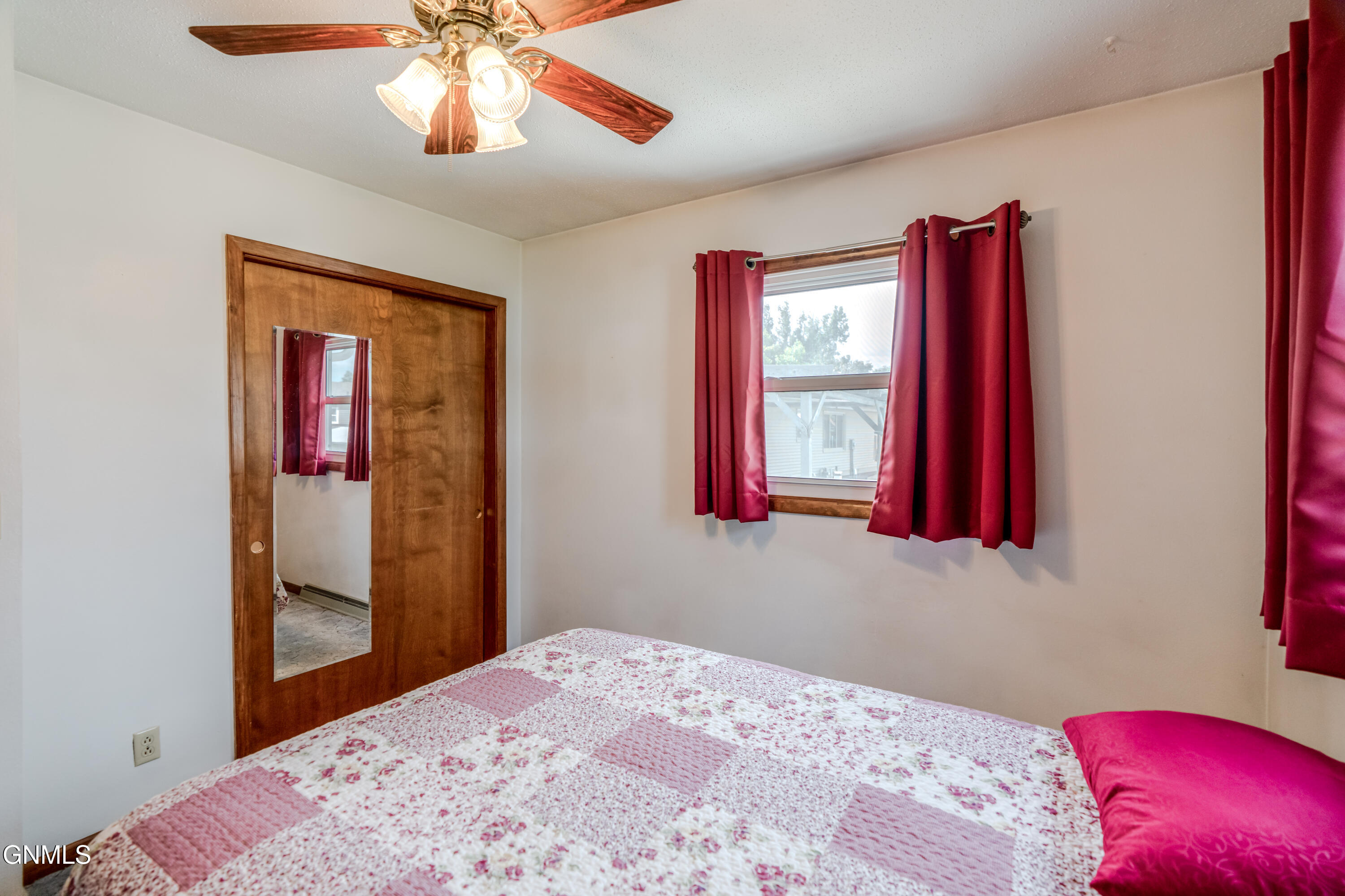 property viewer photo 28