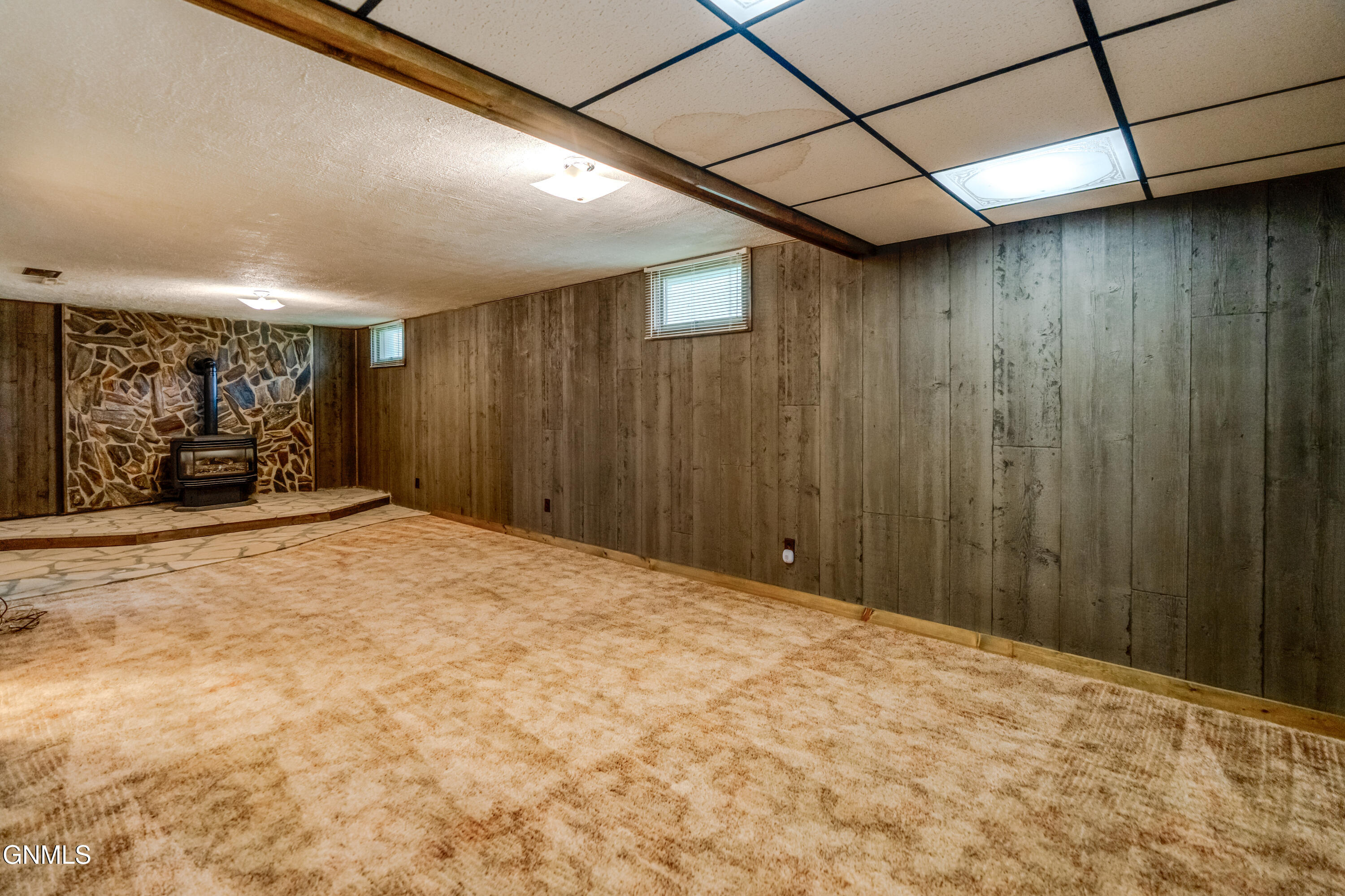 property viewer photo 35