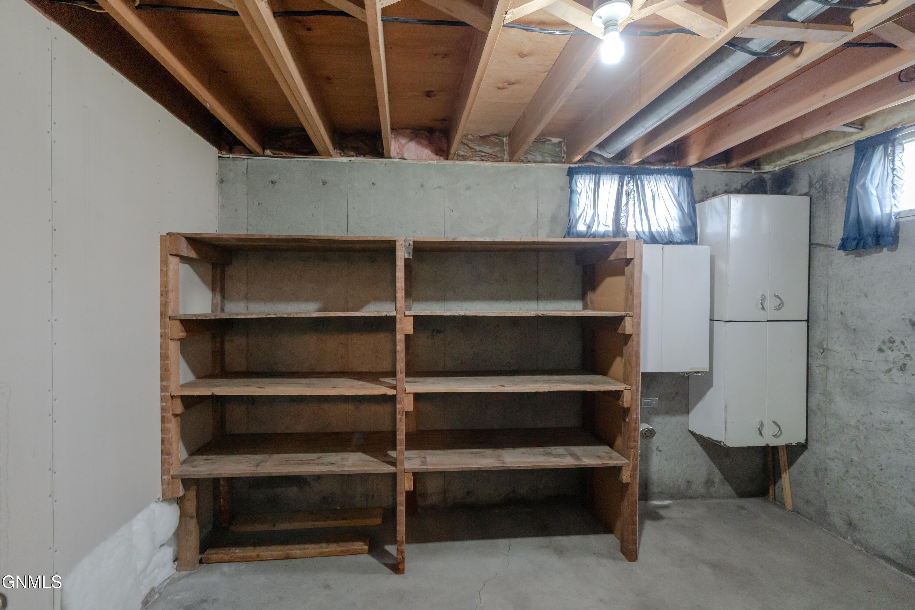 property viewer photo 38