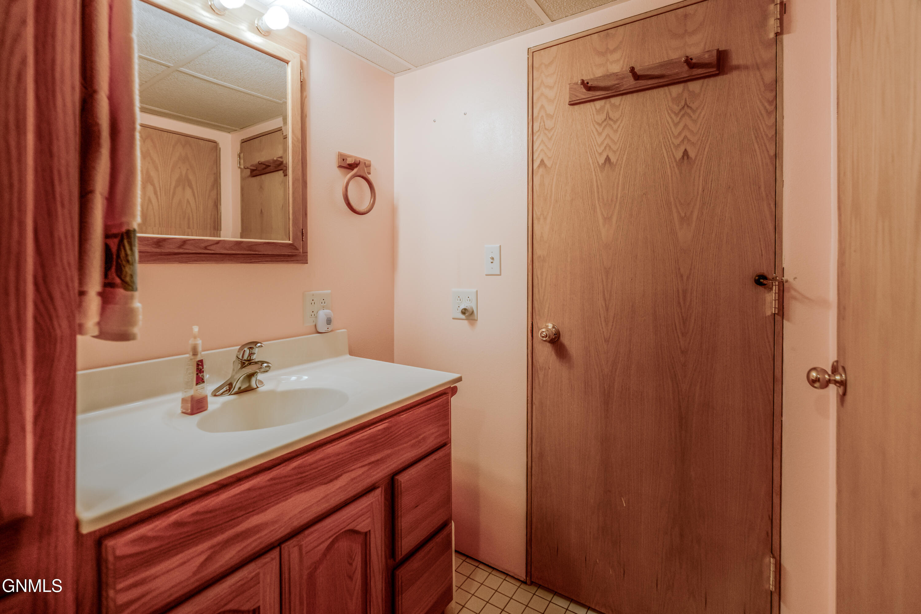 property viewer photo 42