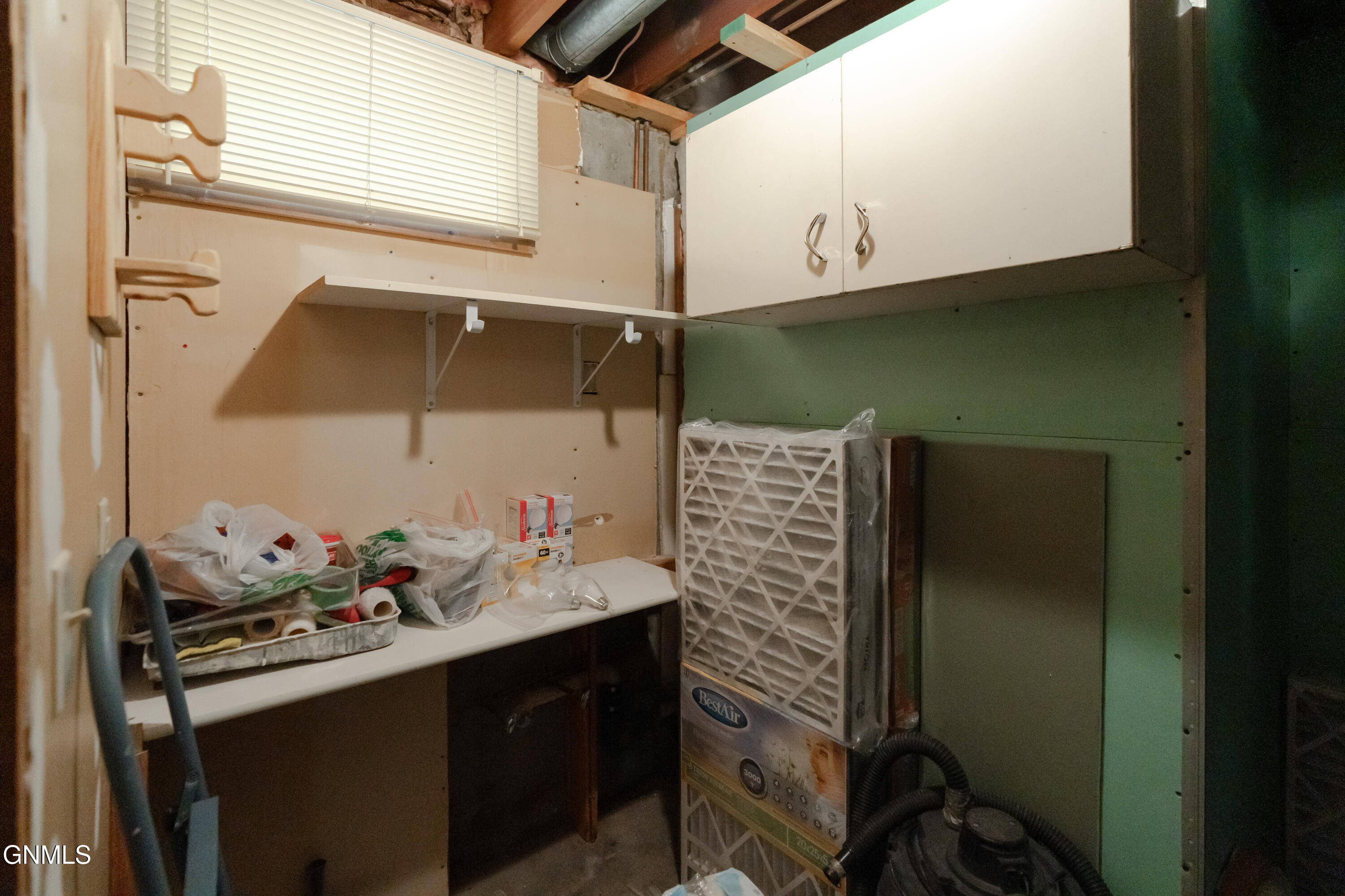 property viewer photo 44