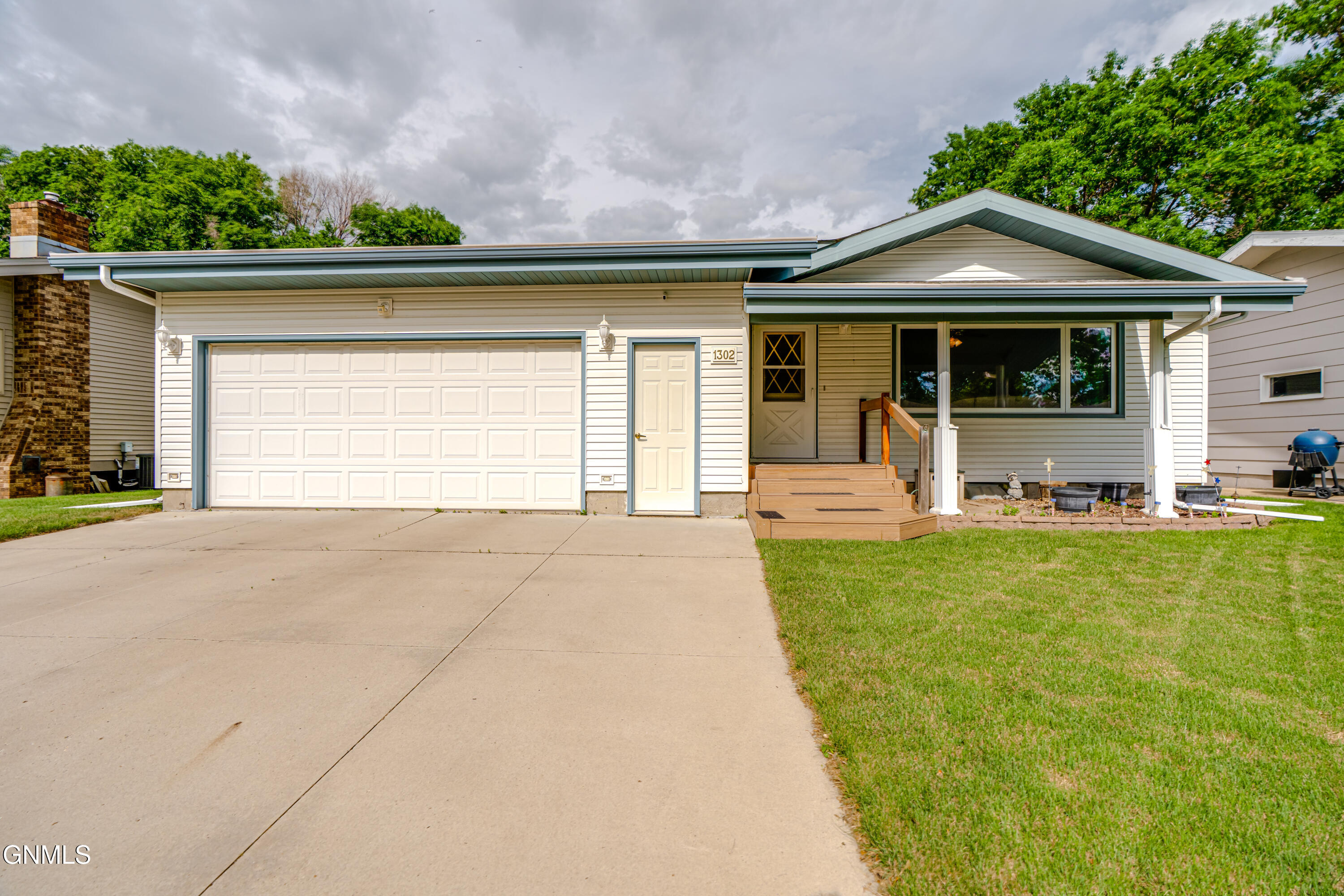 property viewer photo 51