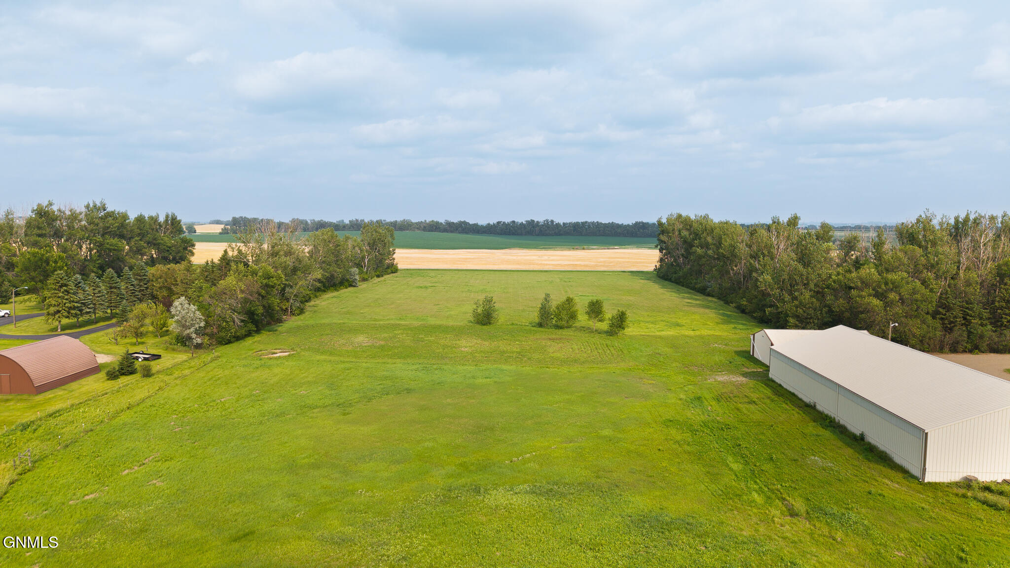 main property photo 77