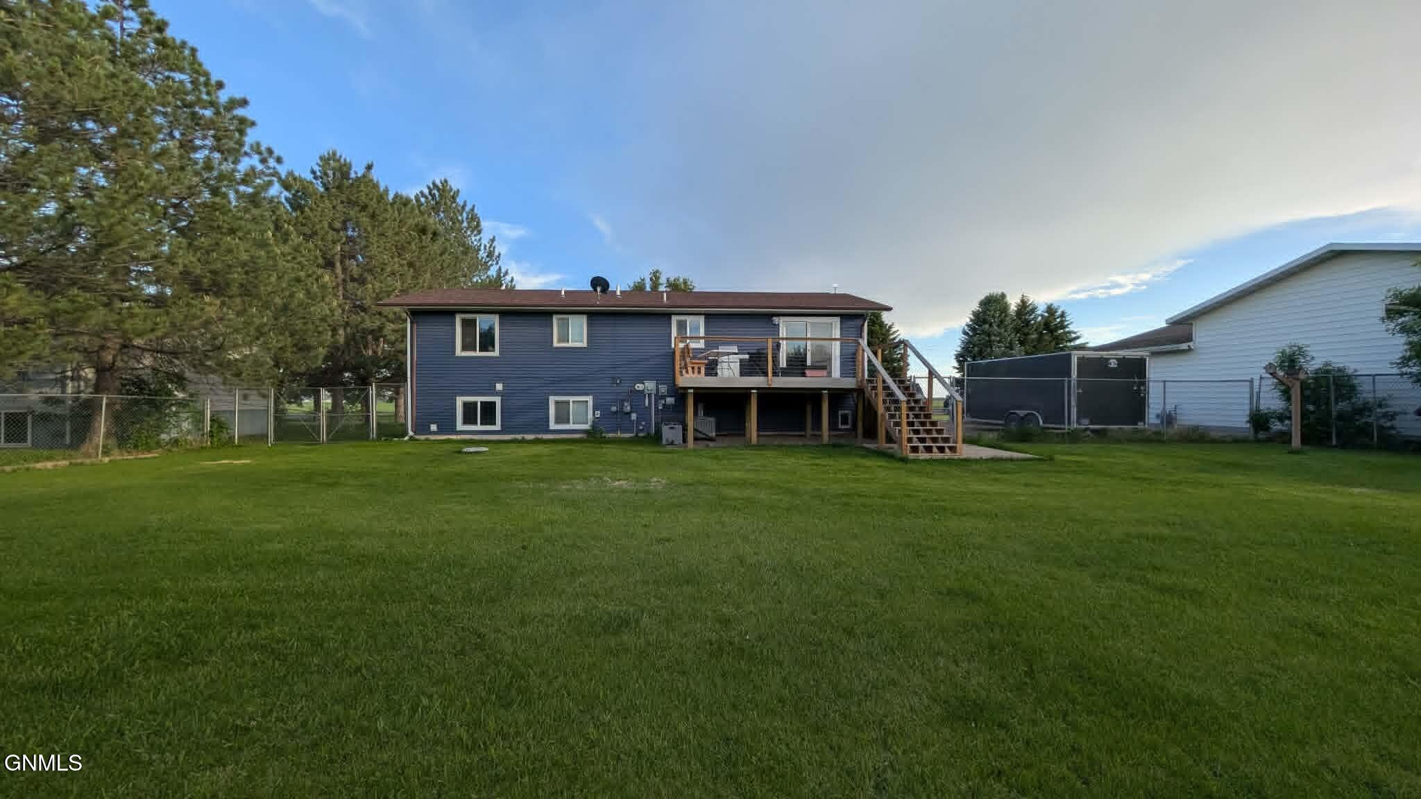 main property photo 0