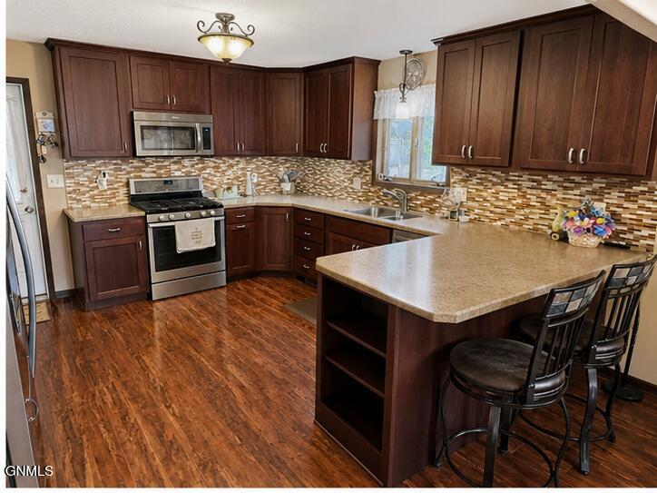 main property photo 3