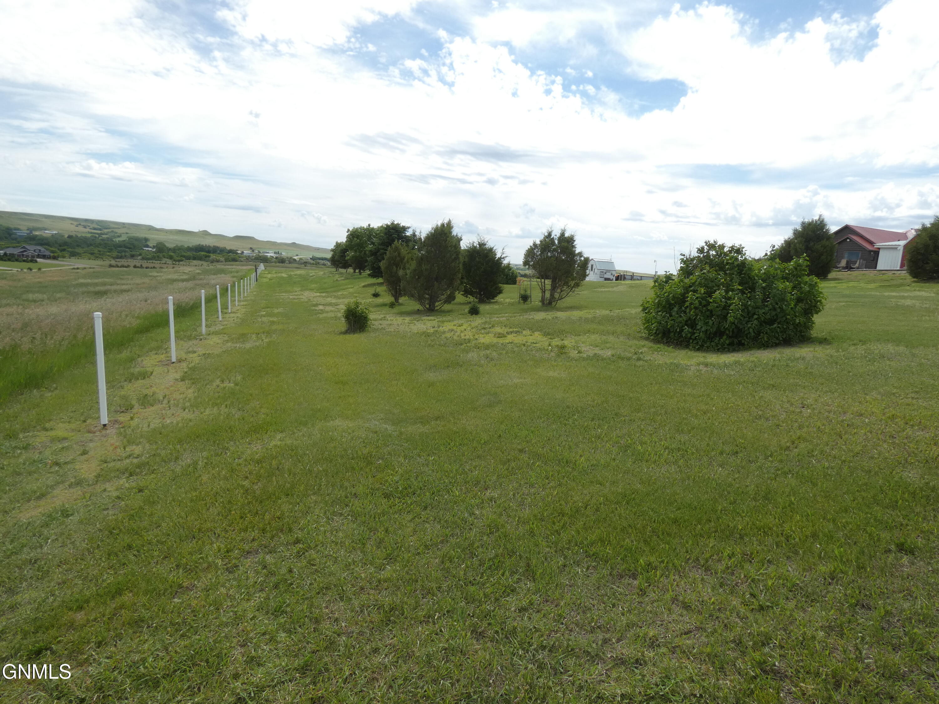 main property photo 111