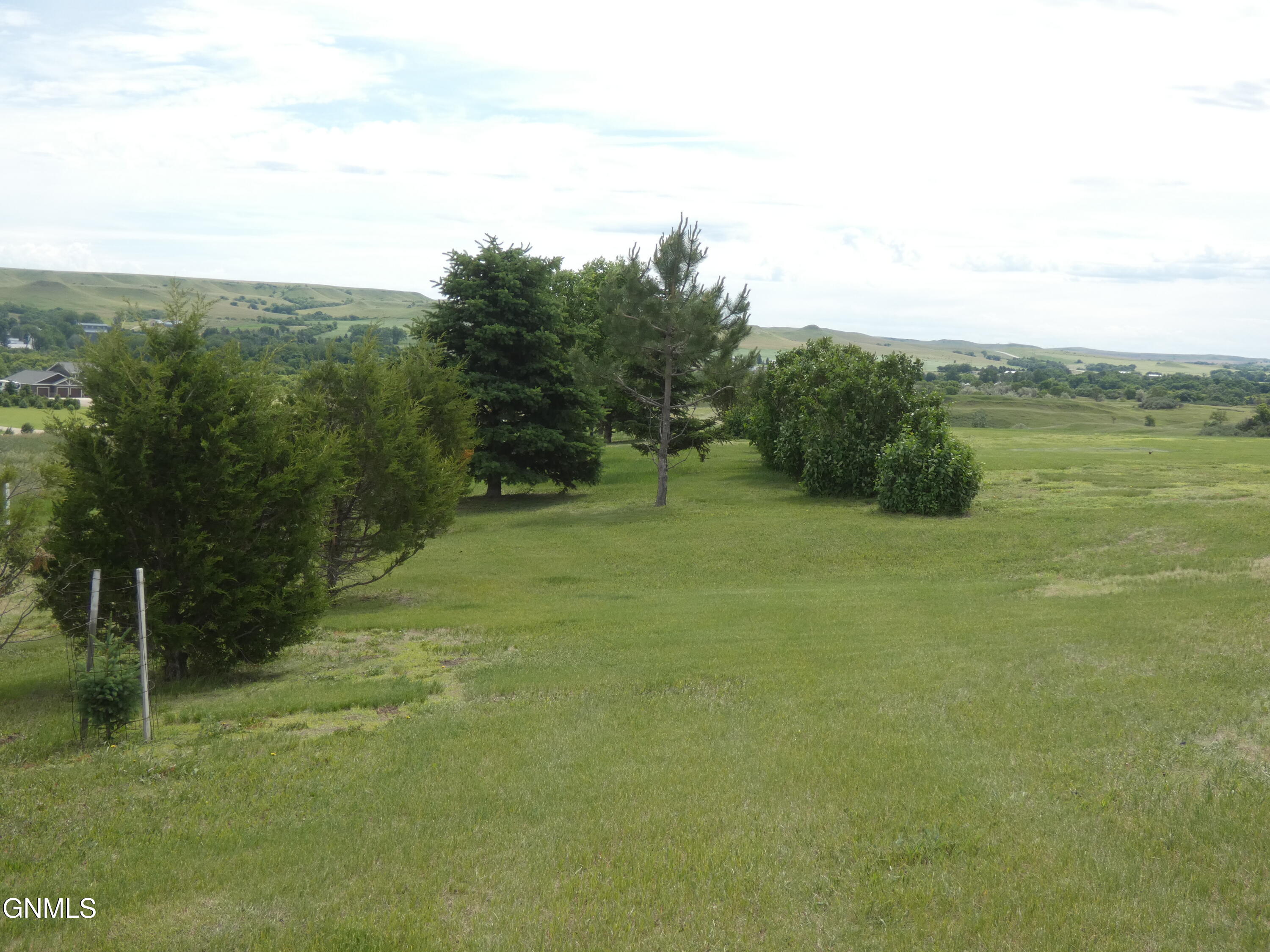 main property photo 112