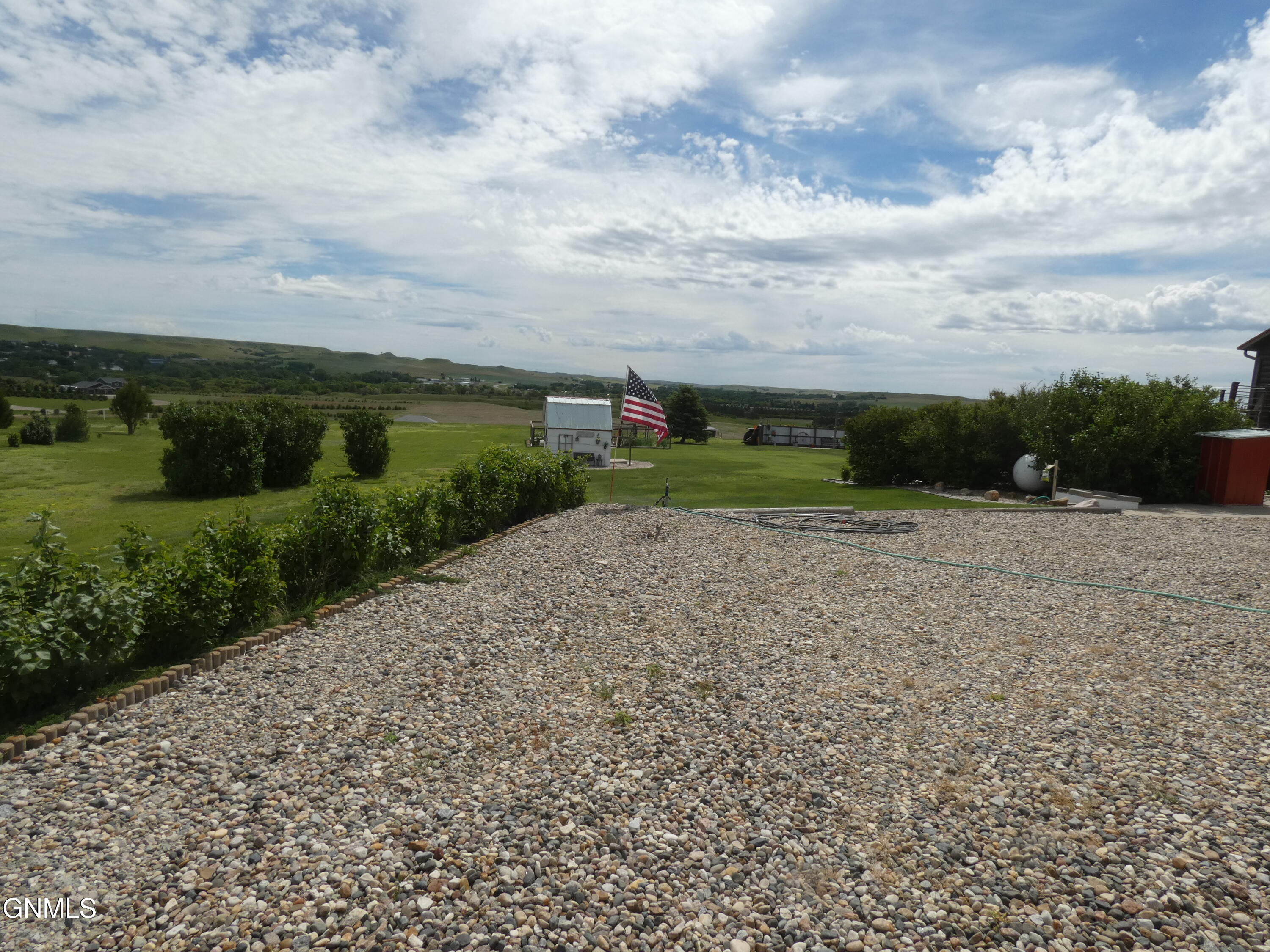main property photo 117