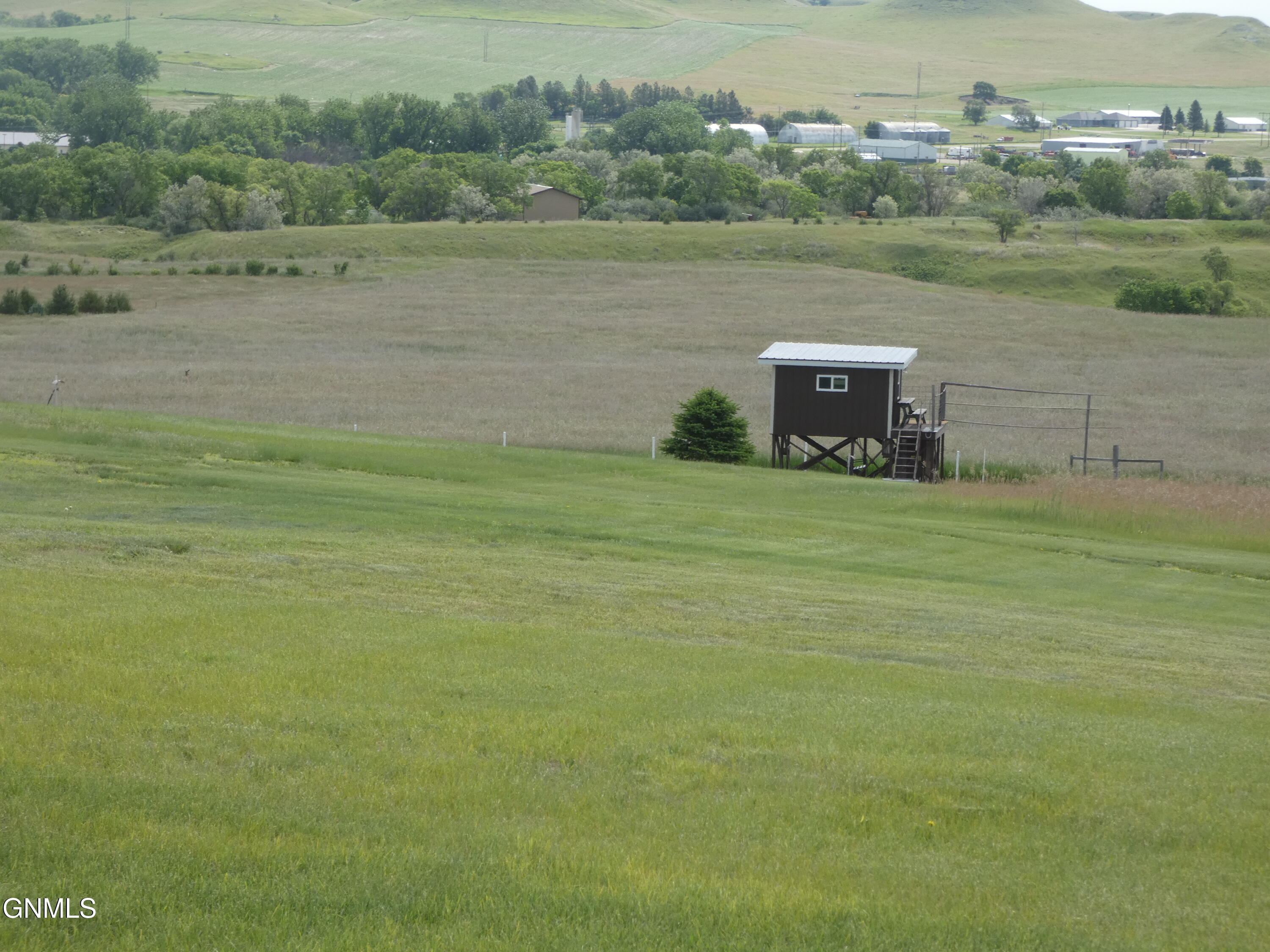 main property photo 71