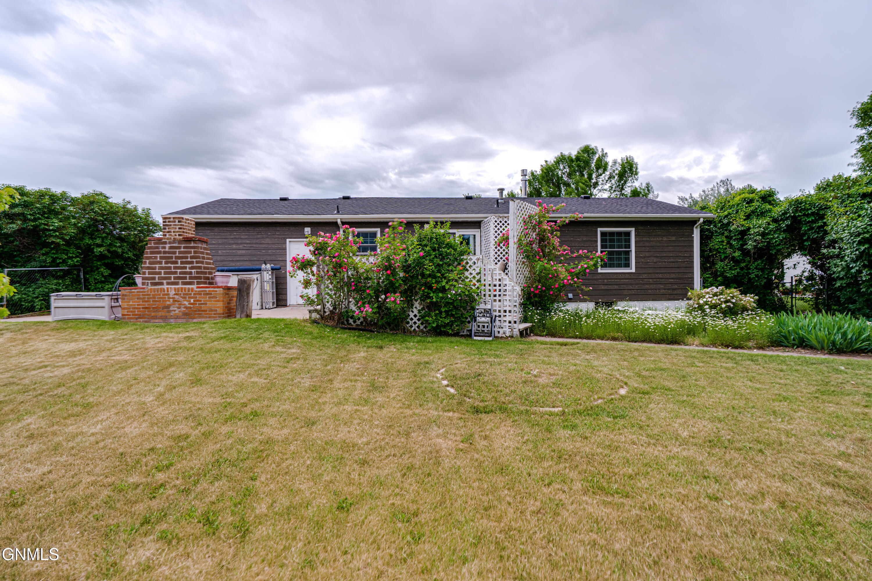 main property photo 61