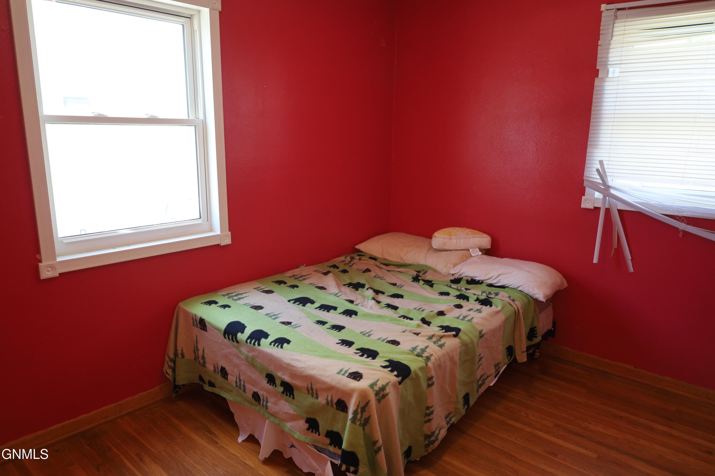 main property photo 14