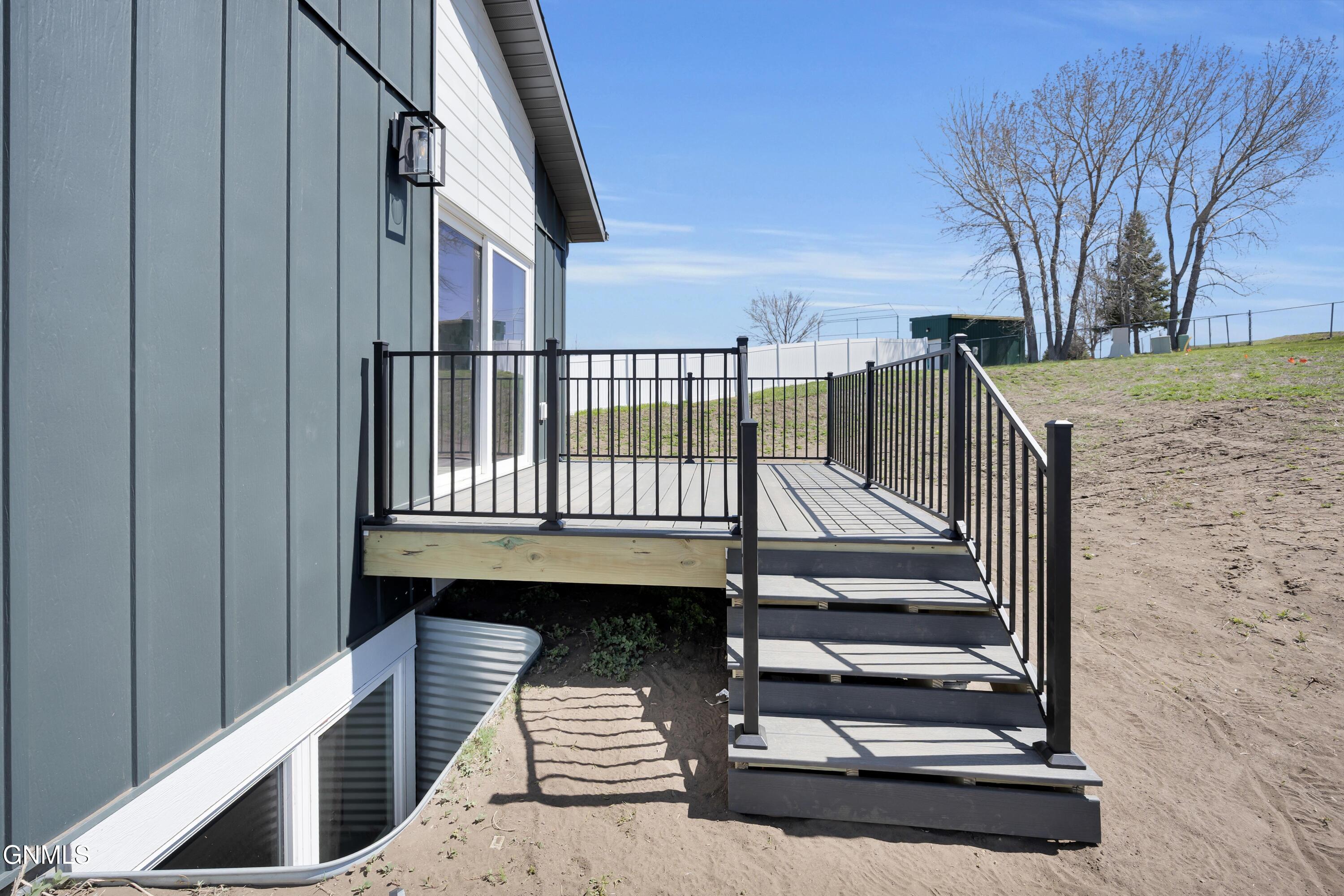 main property photo 64