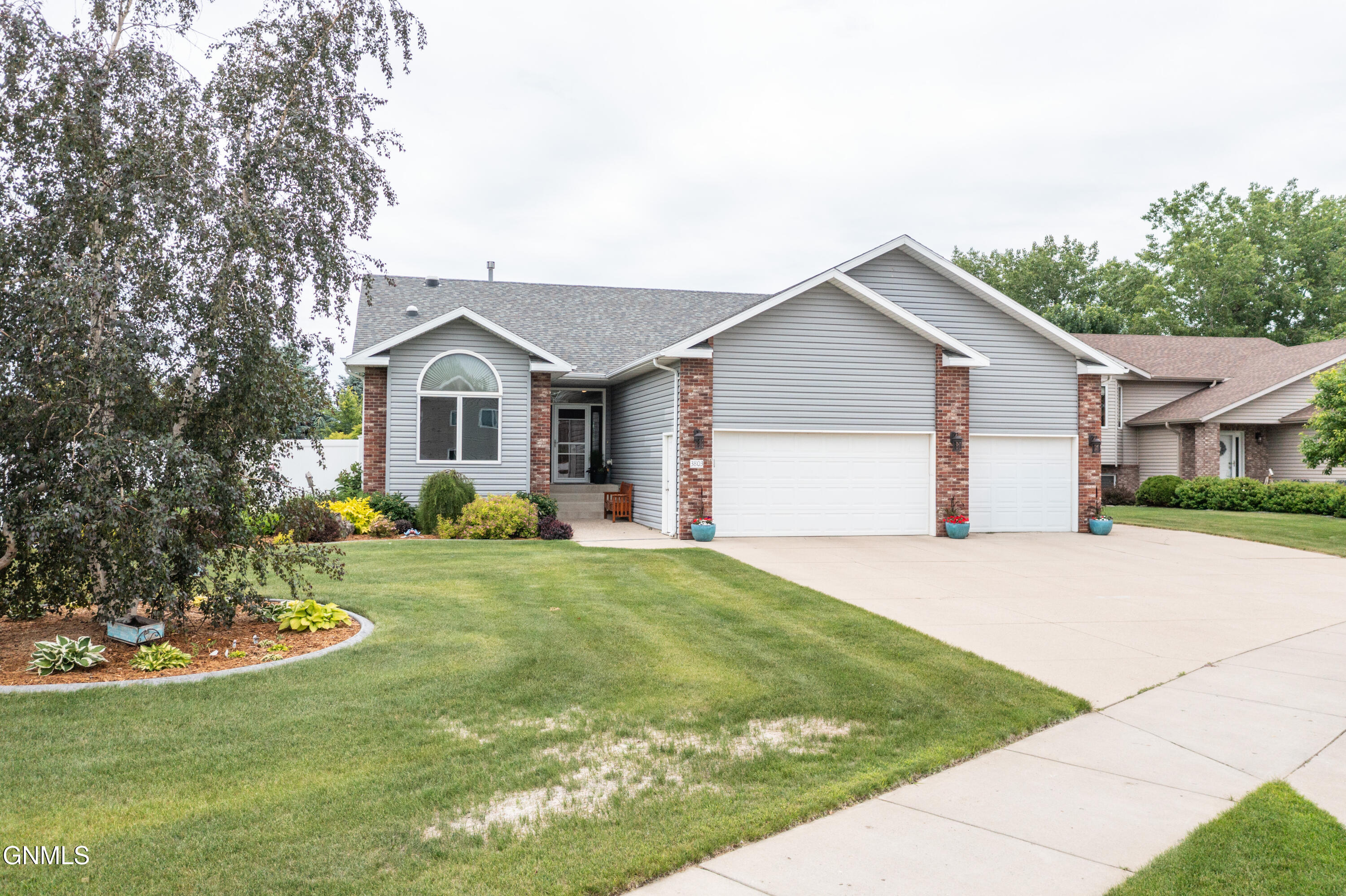 main property photo 64