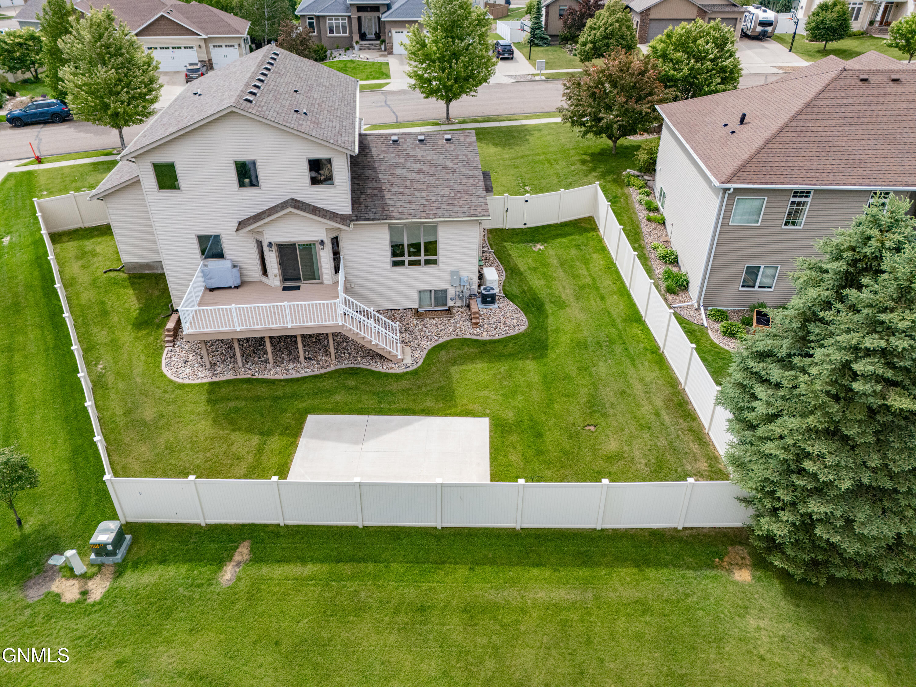 main property photo 53