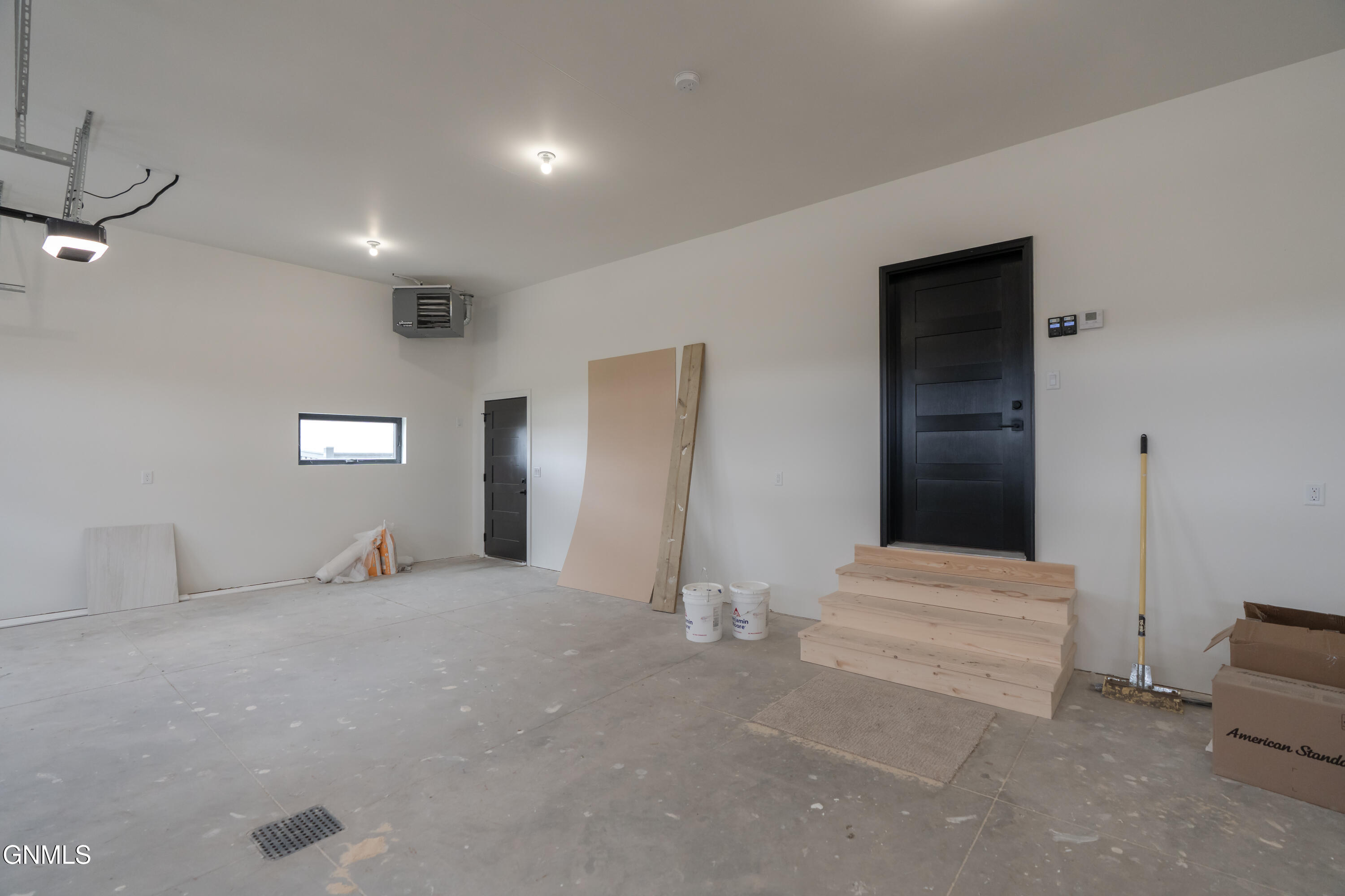 main property photo 58