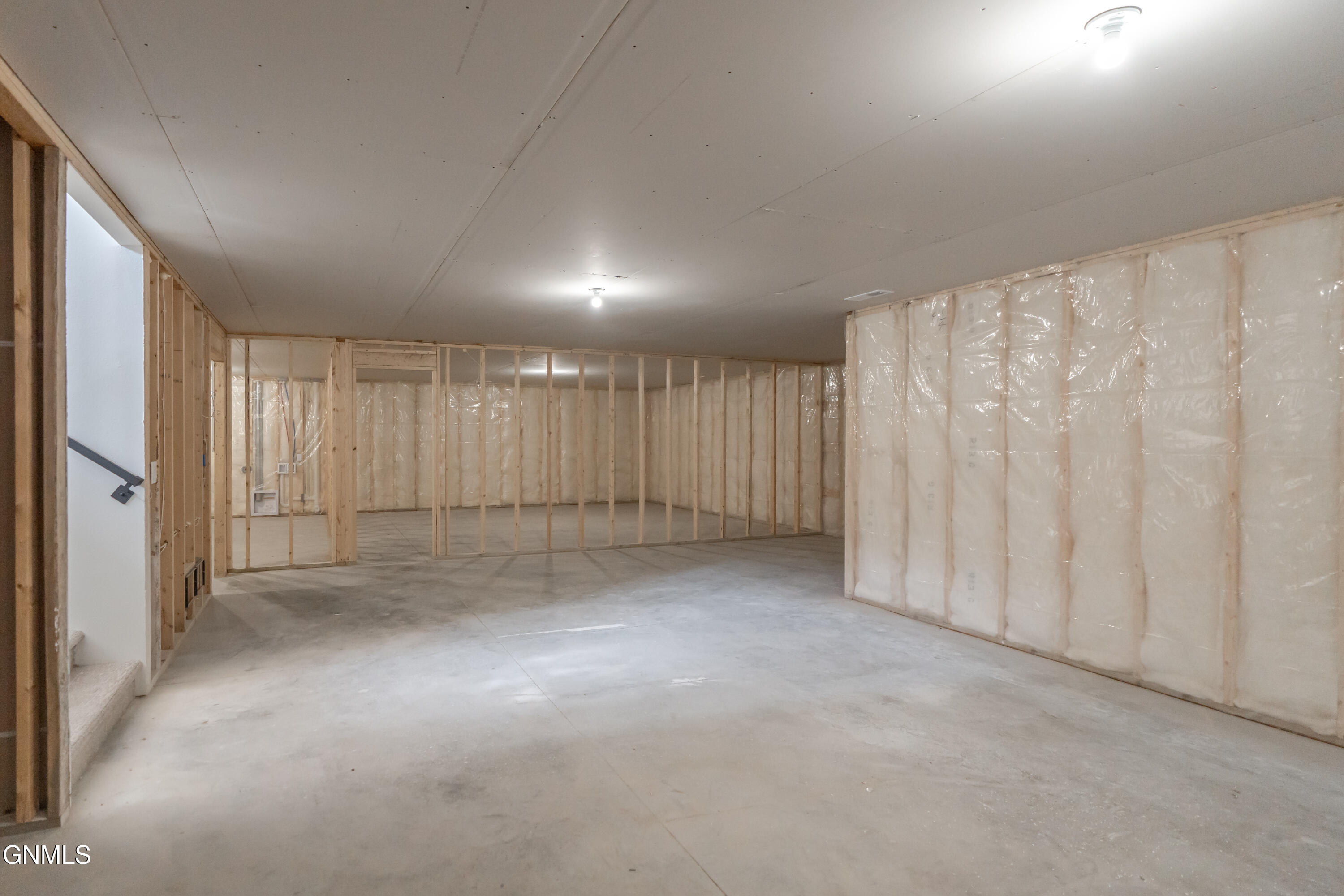 main property photo 66
