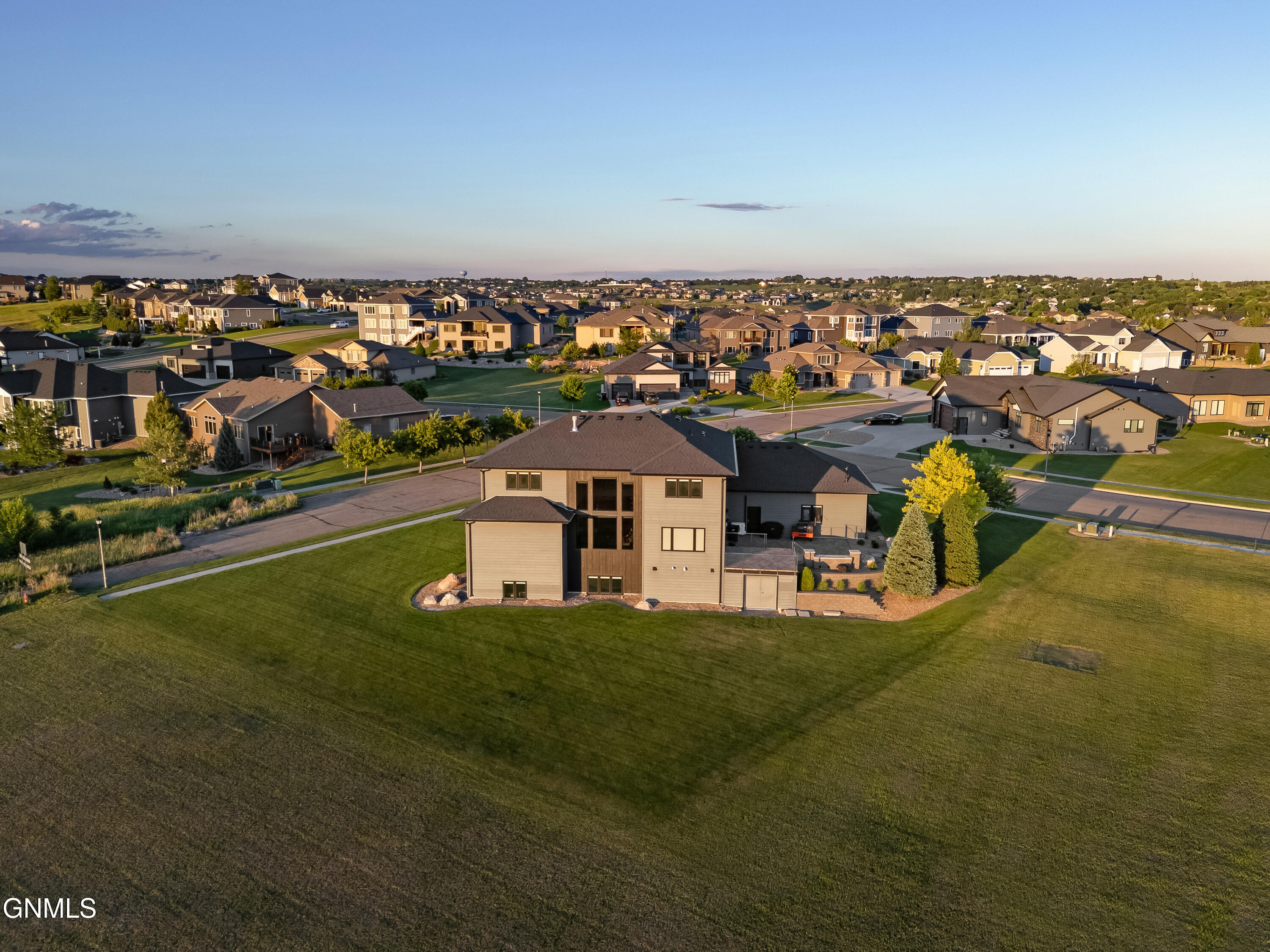 main property photo 57