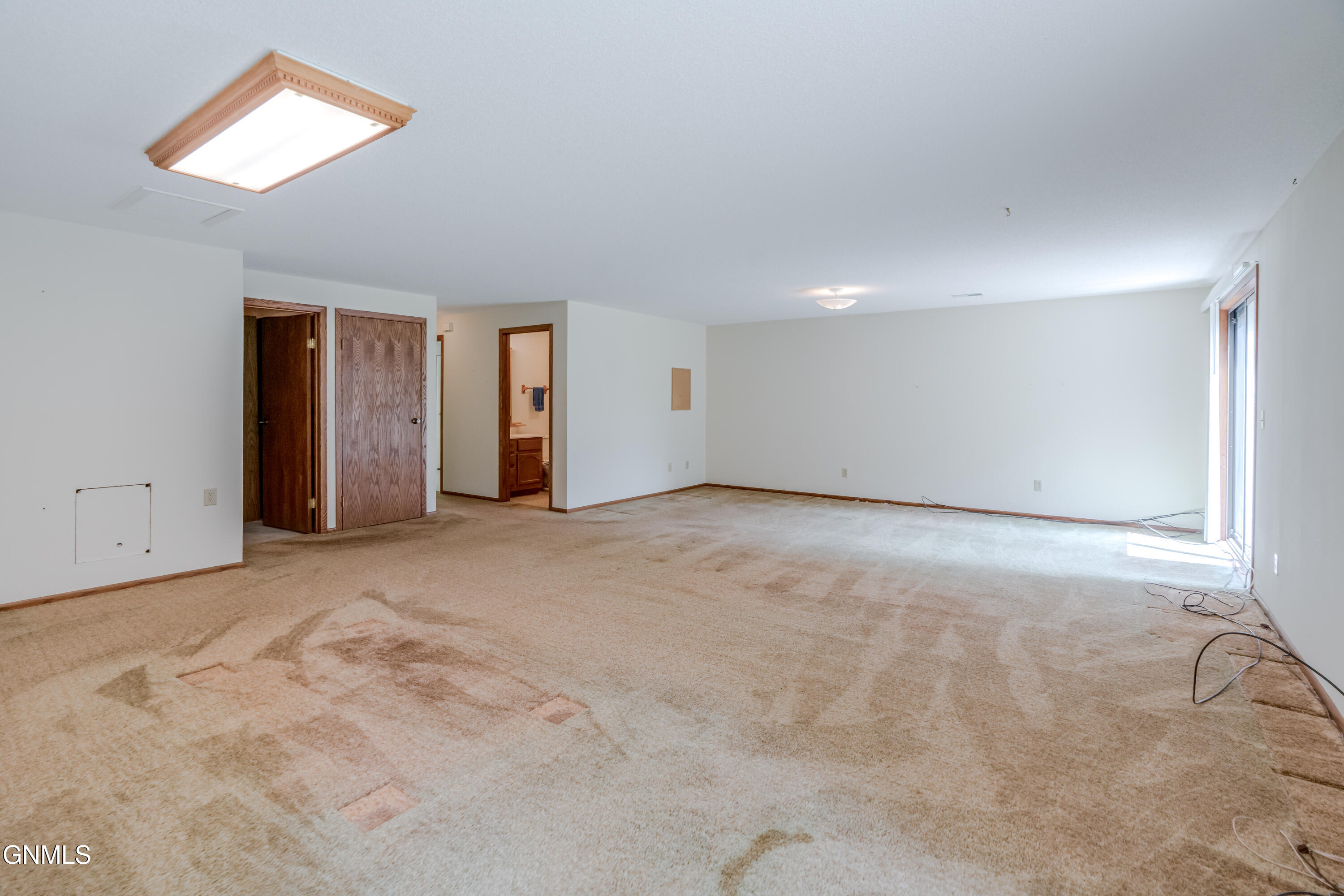 main property photo 54