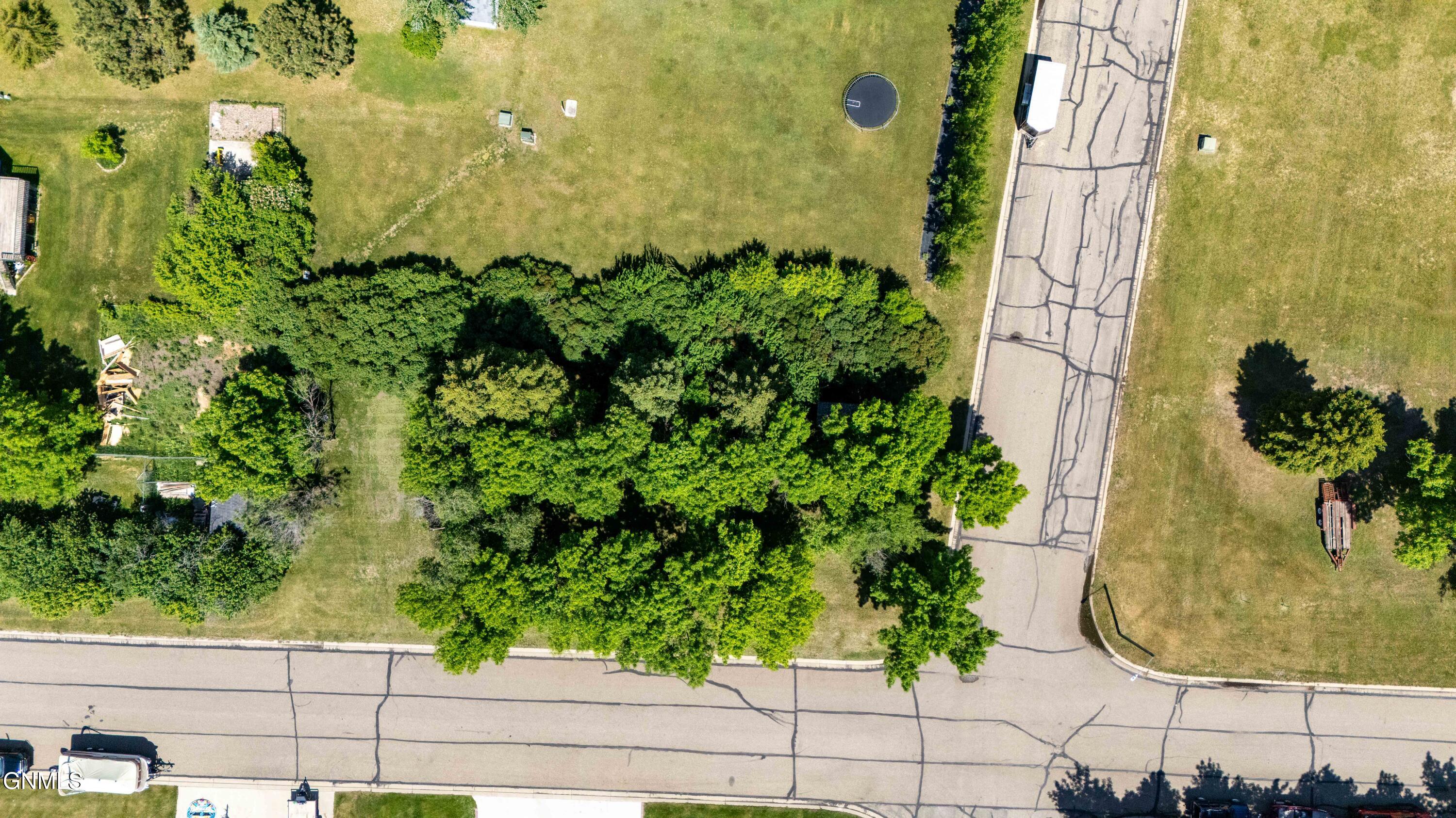 property viewer photo 3
