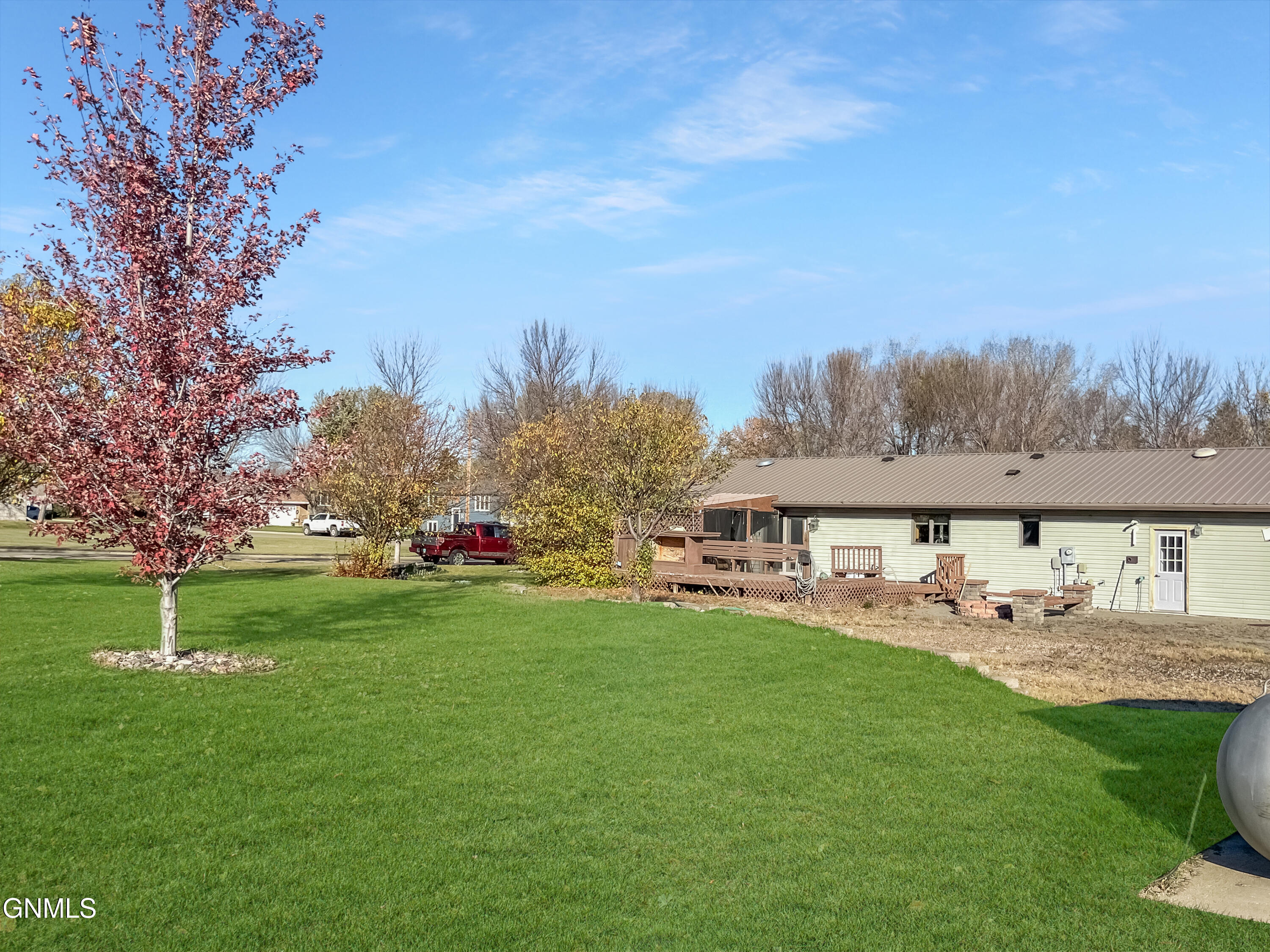 main property photo 29