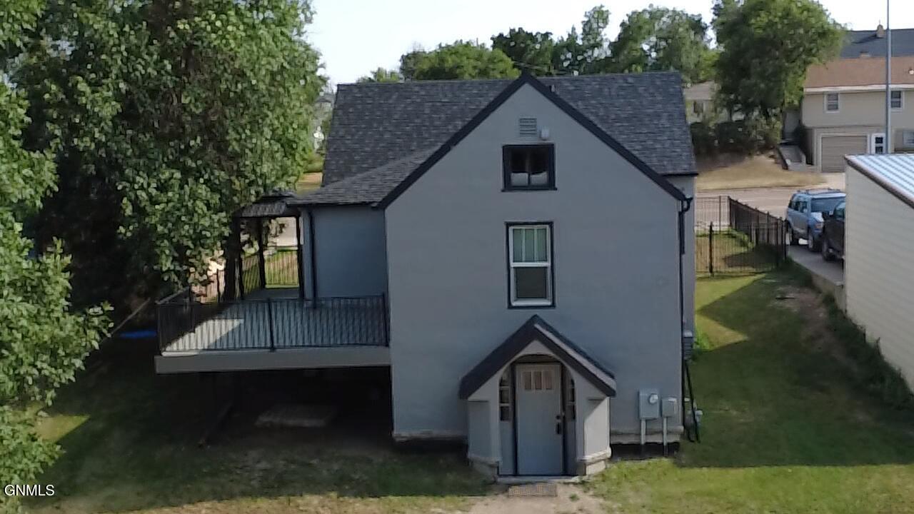 main property photo 31